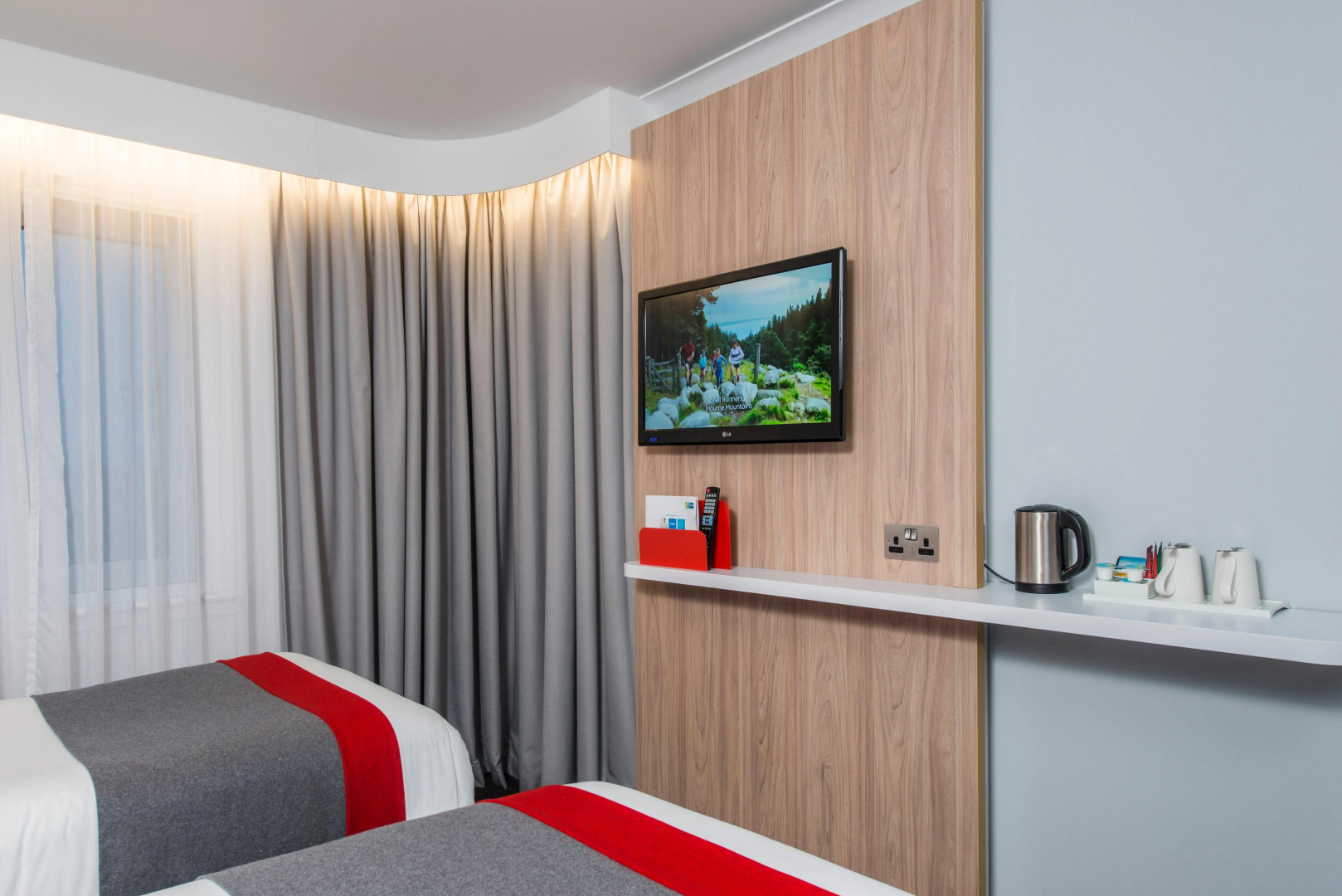 Holiday Inn Express Glasgow Airport by IHG