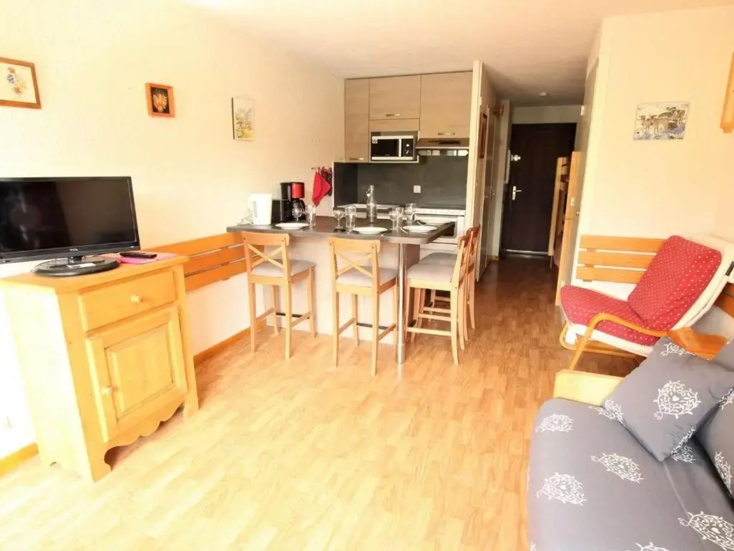 Appartement Serre Chevalier, 1 pièce, 4 personnes - FR-1-330F-106