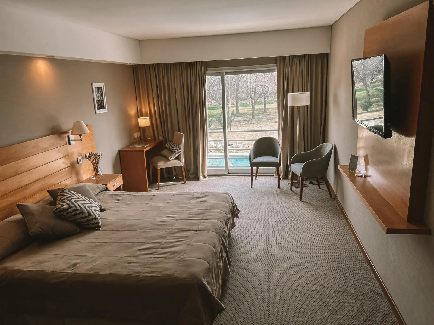 Howard Johnson San Francisco Resort