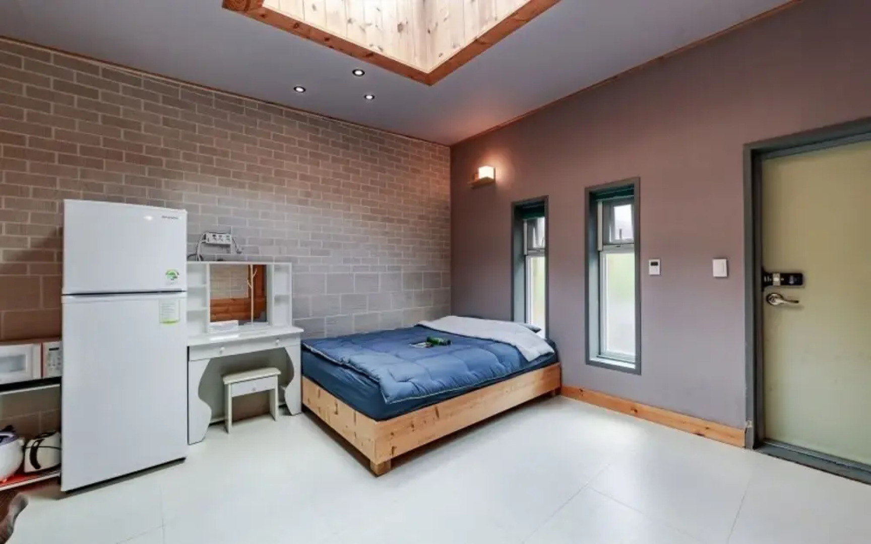 Ulsan (Baenaegol) Libe Pension