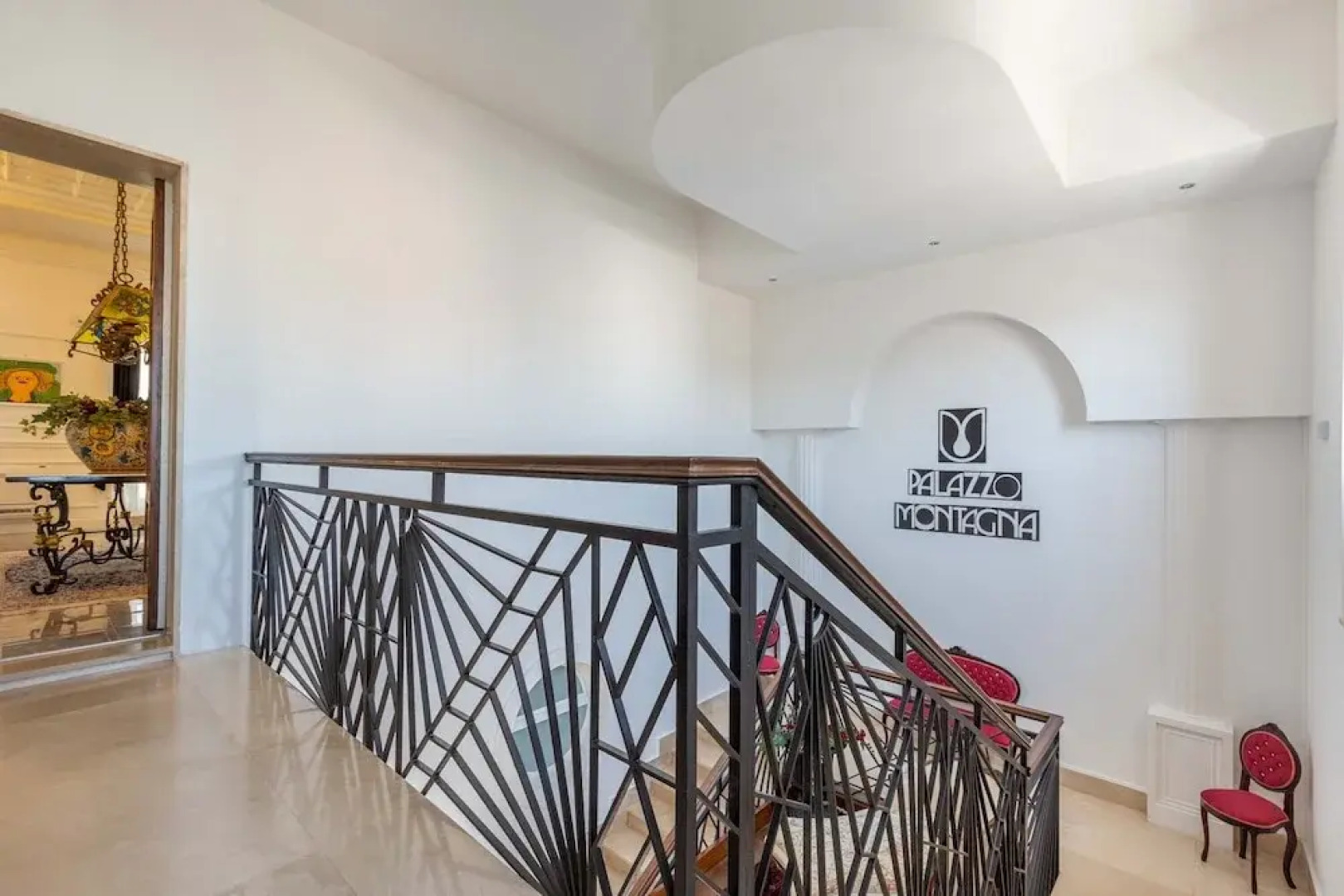 2446 Palazzo Montagna - Mono by Barbarhouse