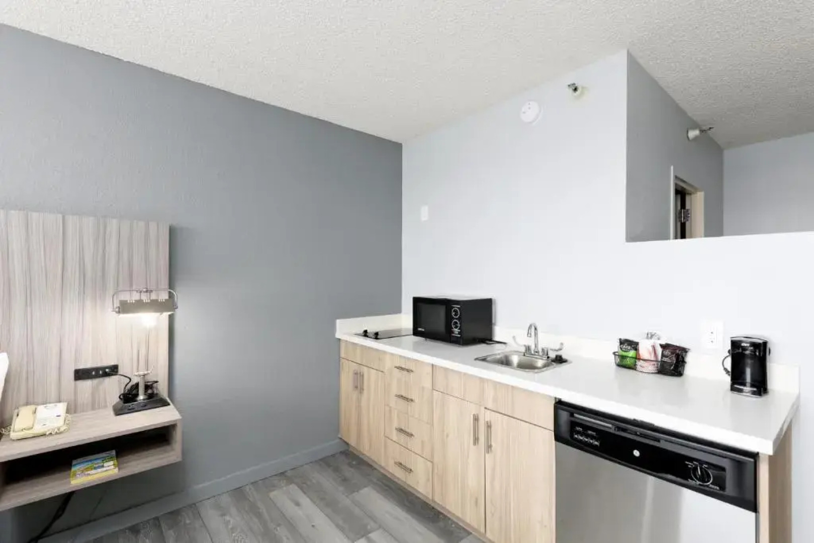 Studio 6 Suites Lake Havasu City, AZ