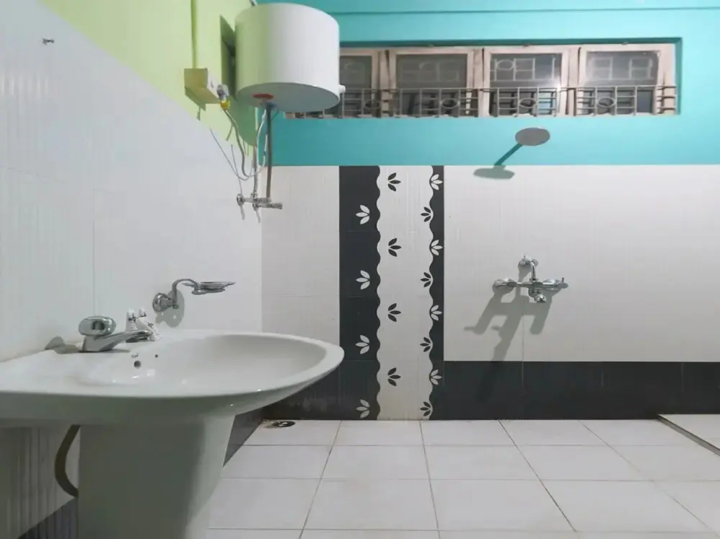 N N Residency by OYO Rooms