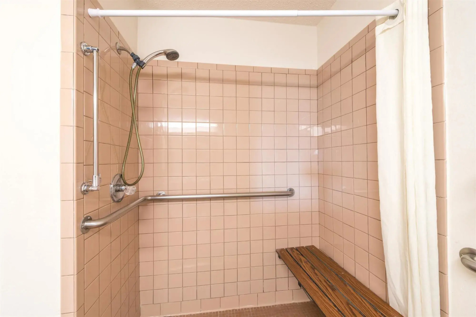 Super 8 By Wyndham Waco University Area