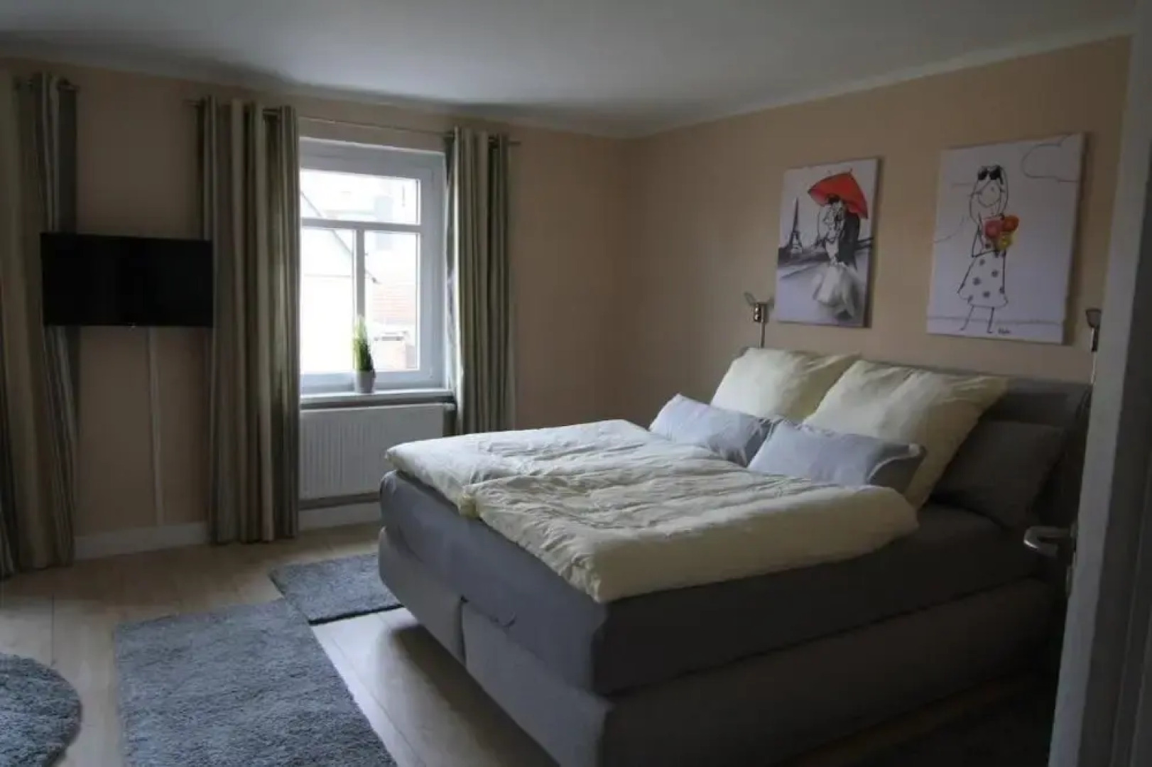 Ferienwohnung 2.OG.Links