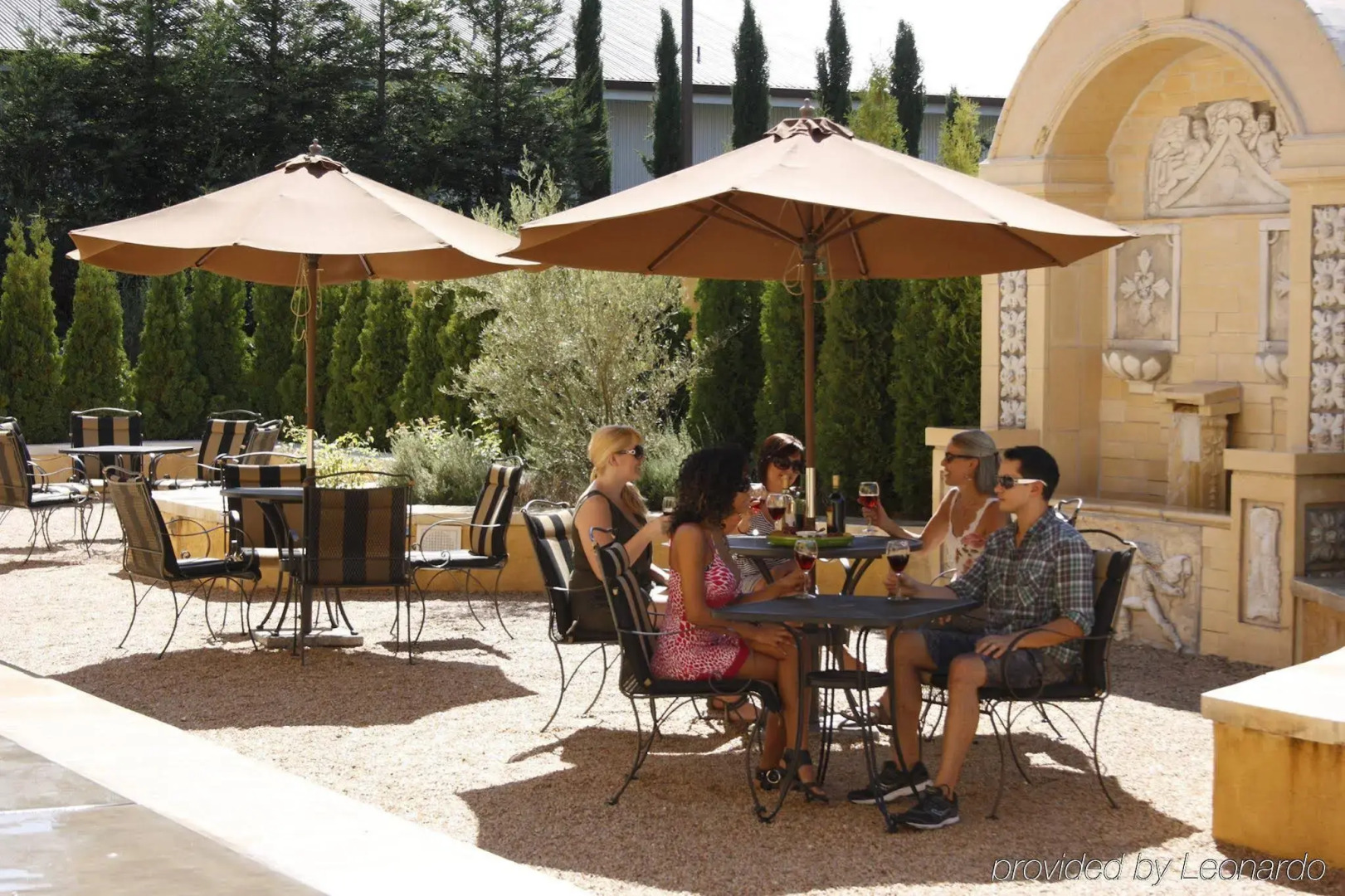 Dry Creek Inn MOD Collection by Sonesta