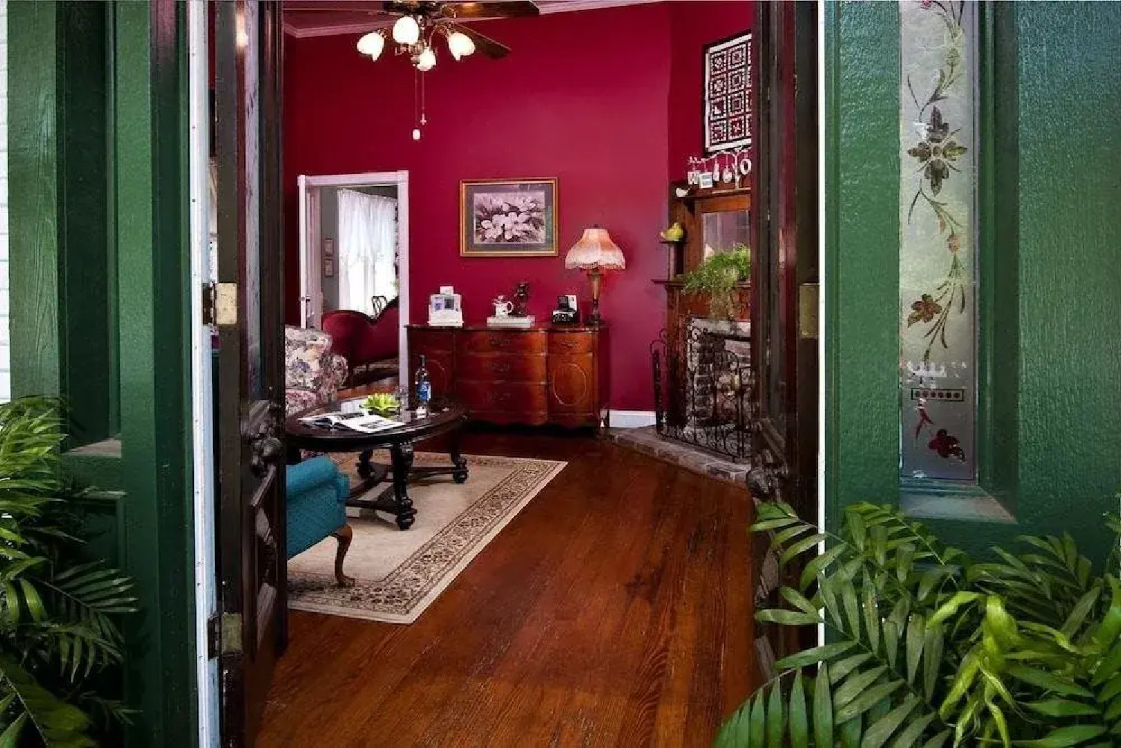 White Oak Manor Bed & Breakfast