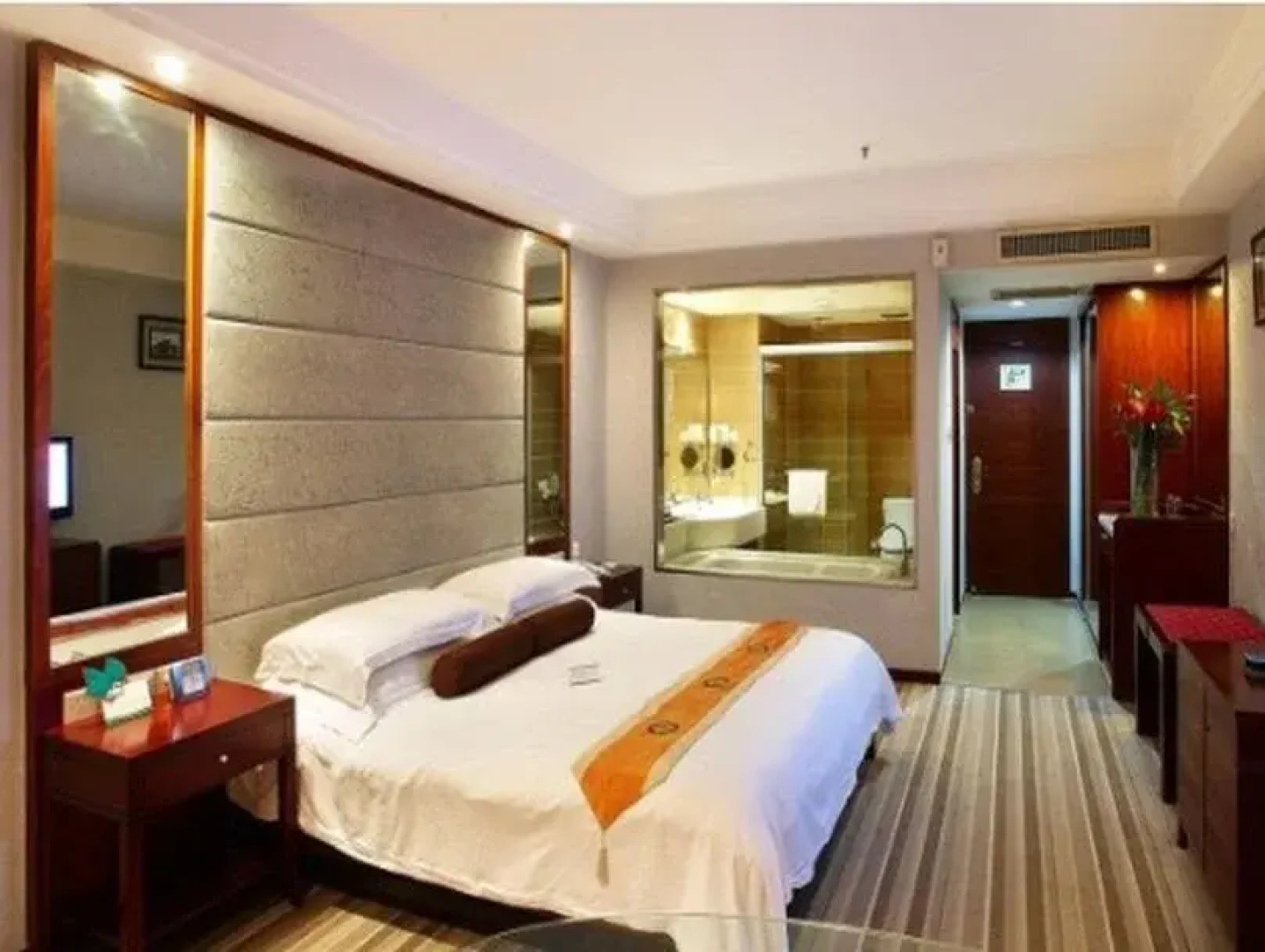 Wuxi Xinwang Hotel