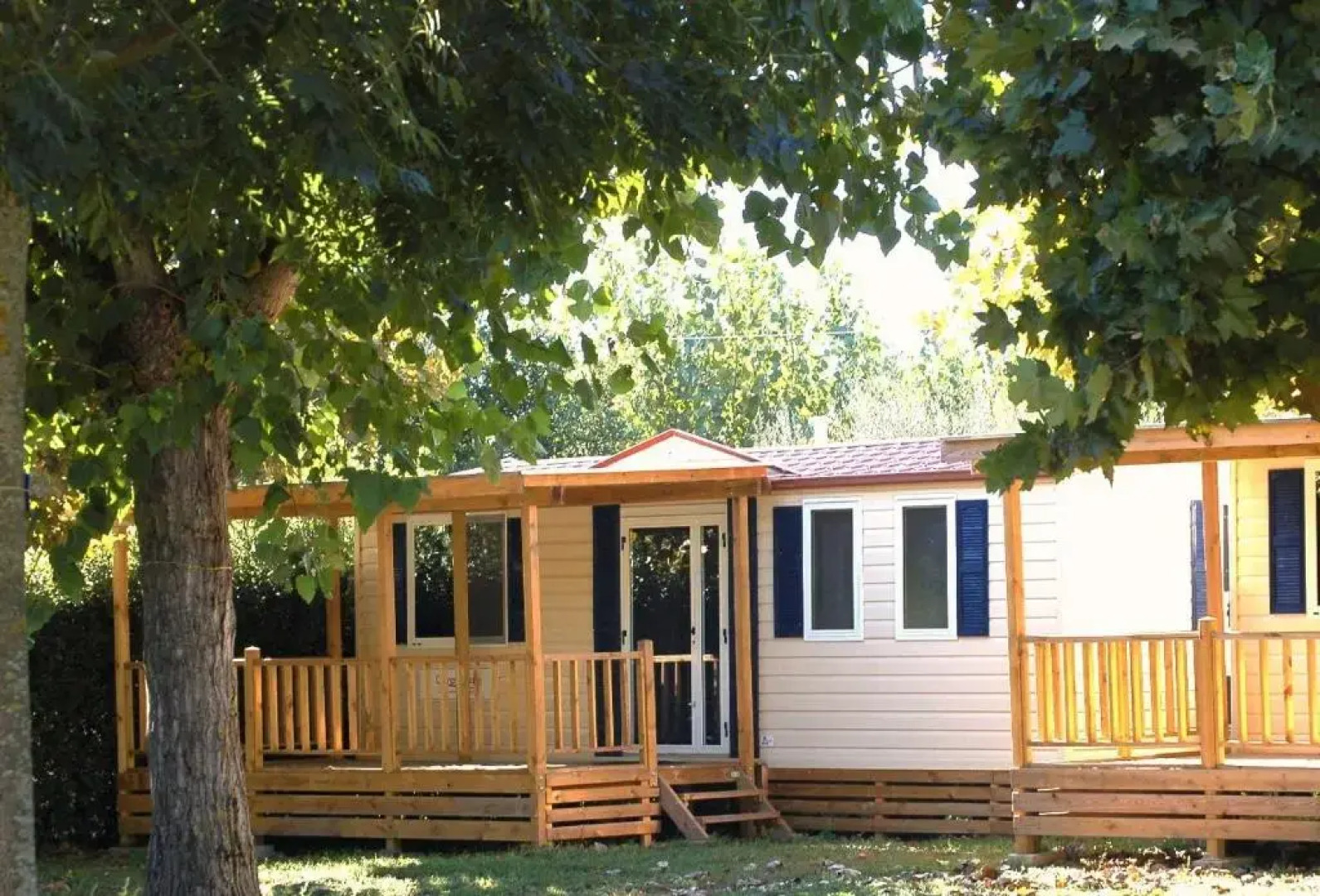 Blu International Camping