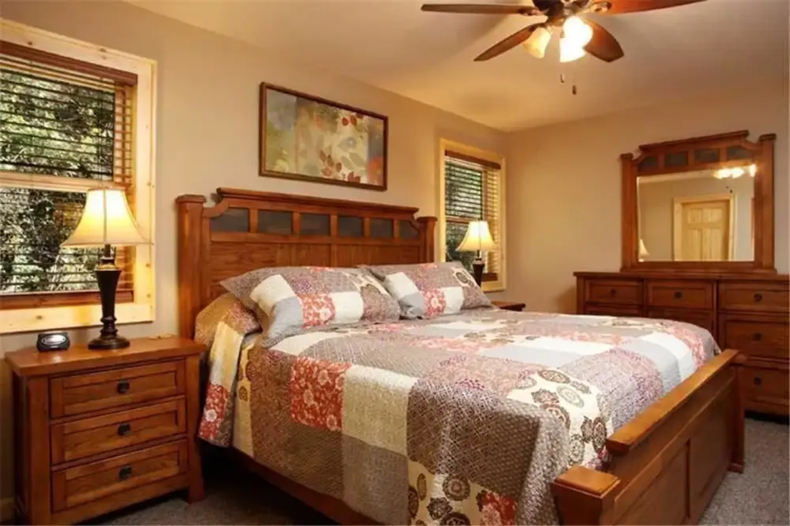 River Memories 3 Bedroom Home with Hot Tub