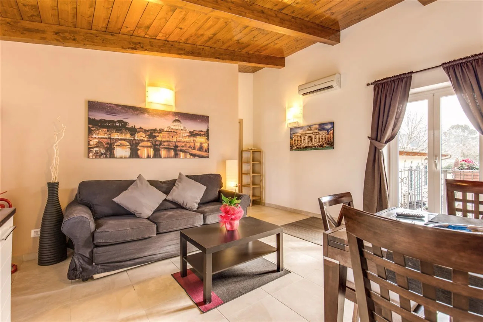 Aurelia Vatican Apartments