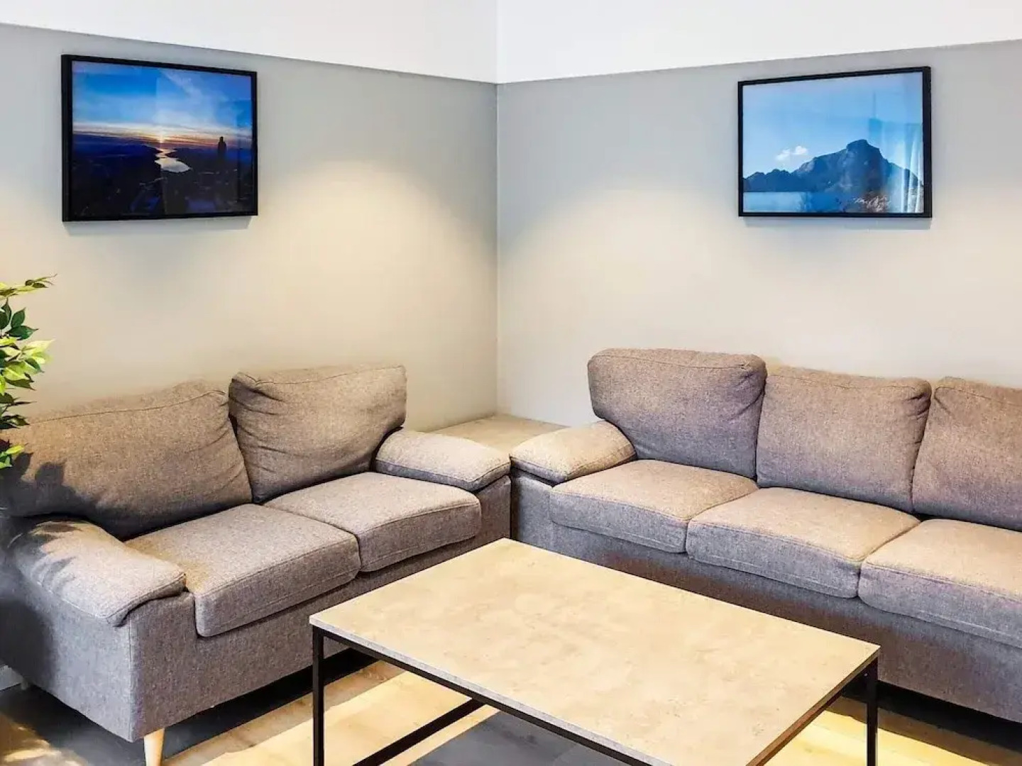 6 Person Holiday Home in Svelgen-by Traum