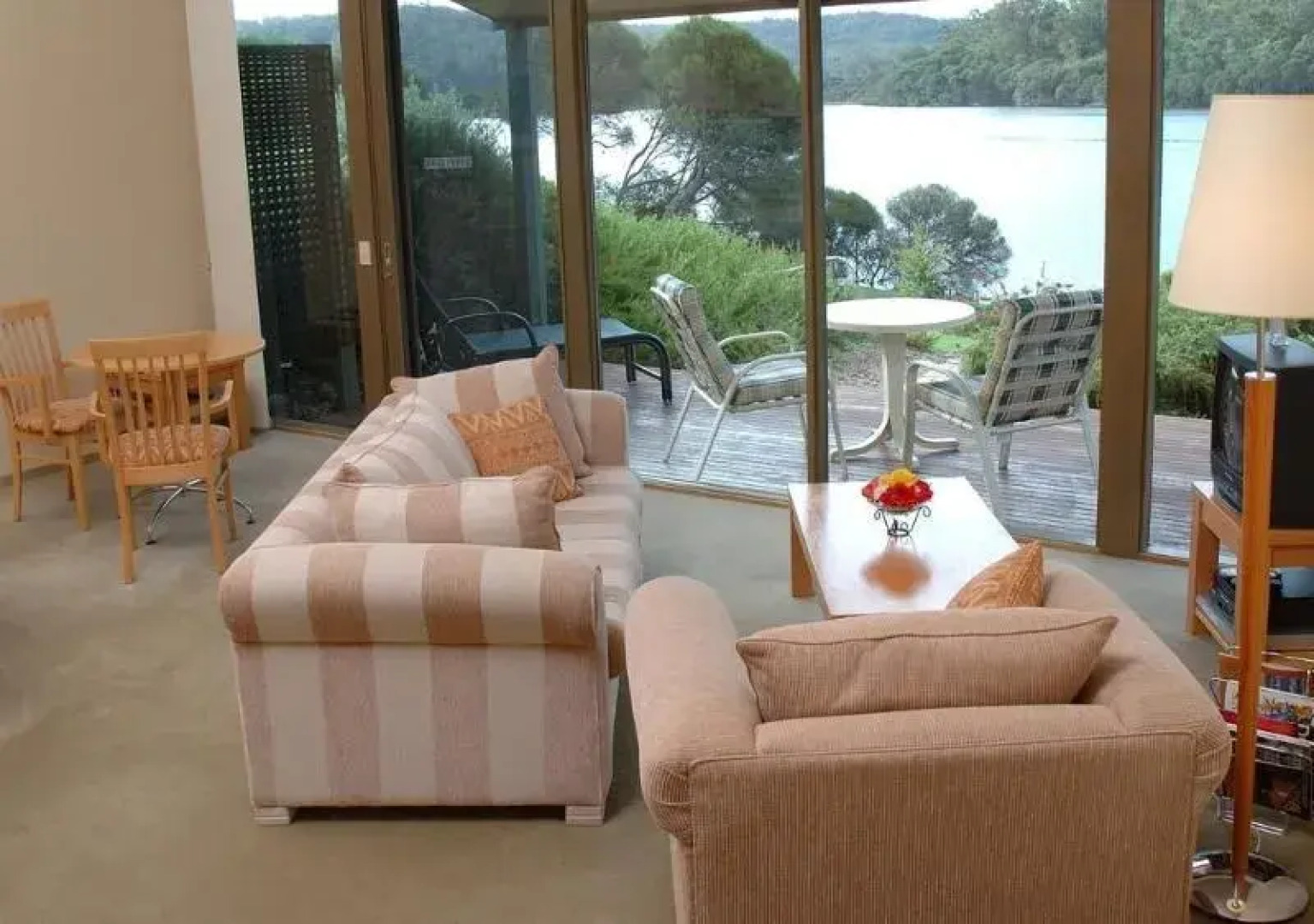 Gipsy Point Lakeside