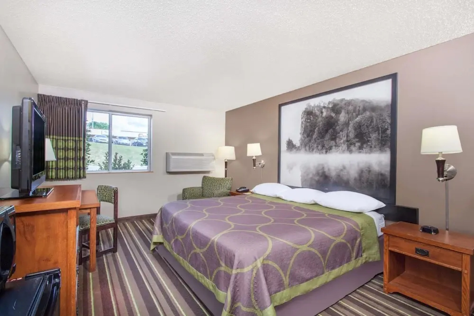 Super 8 Richlands/Claypool Hill Area