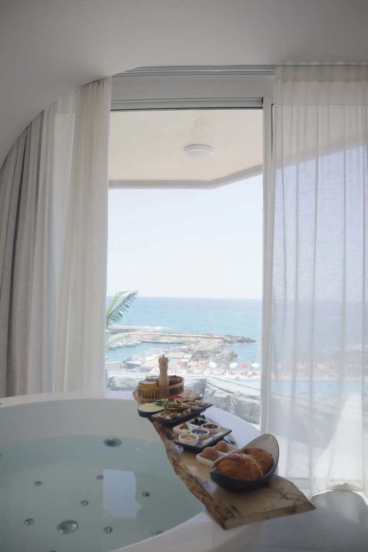 Aqualand Hotel & Resort