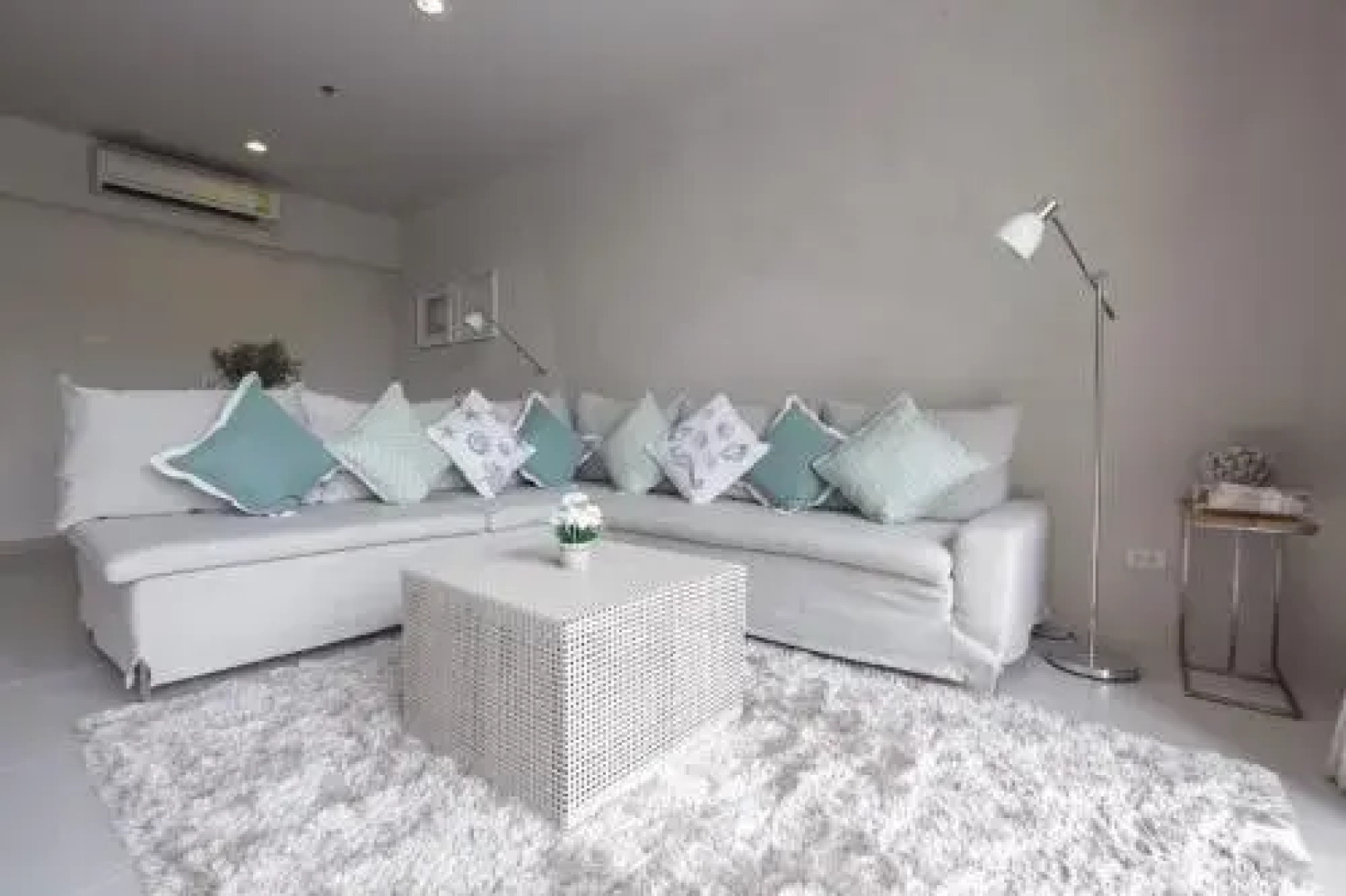 Baan Thew Thalay Aquamarine Cha-am