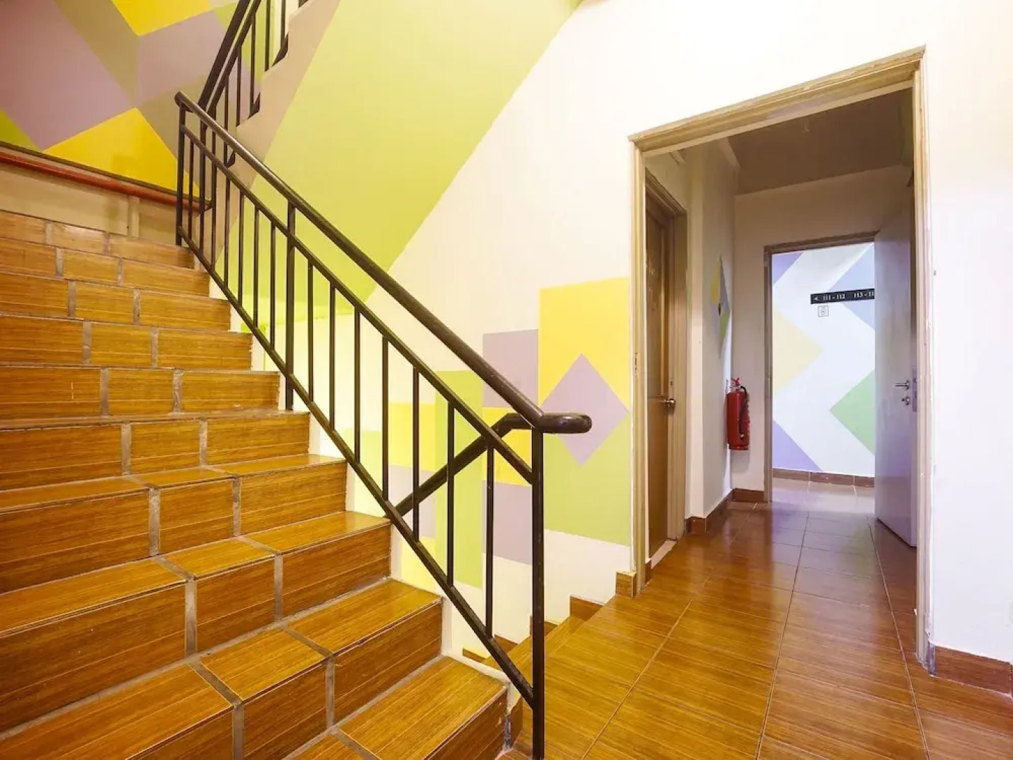 Hotel O Night Queen salak Tinggi