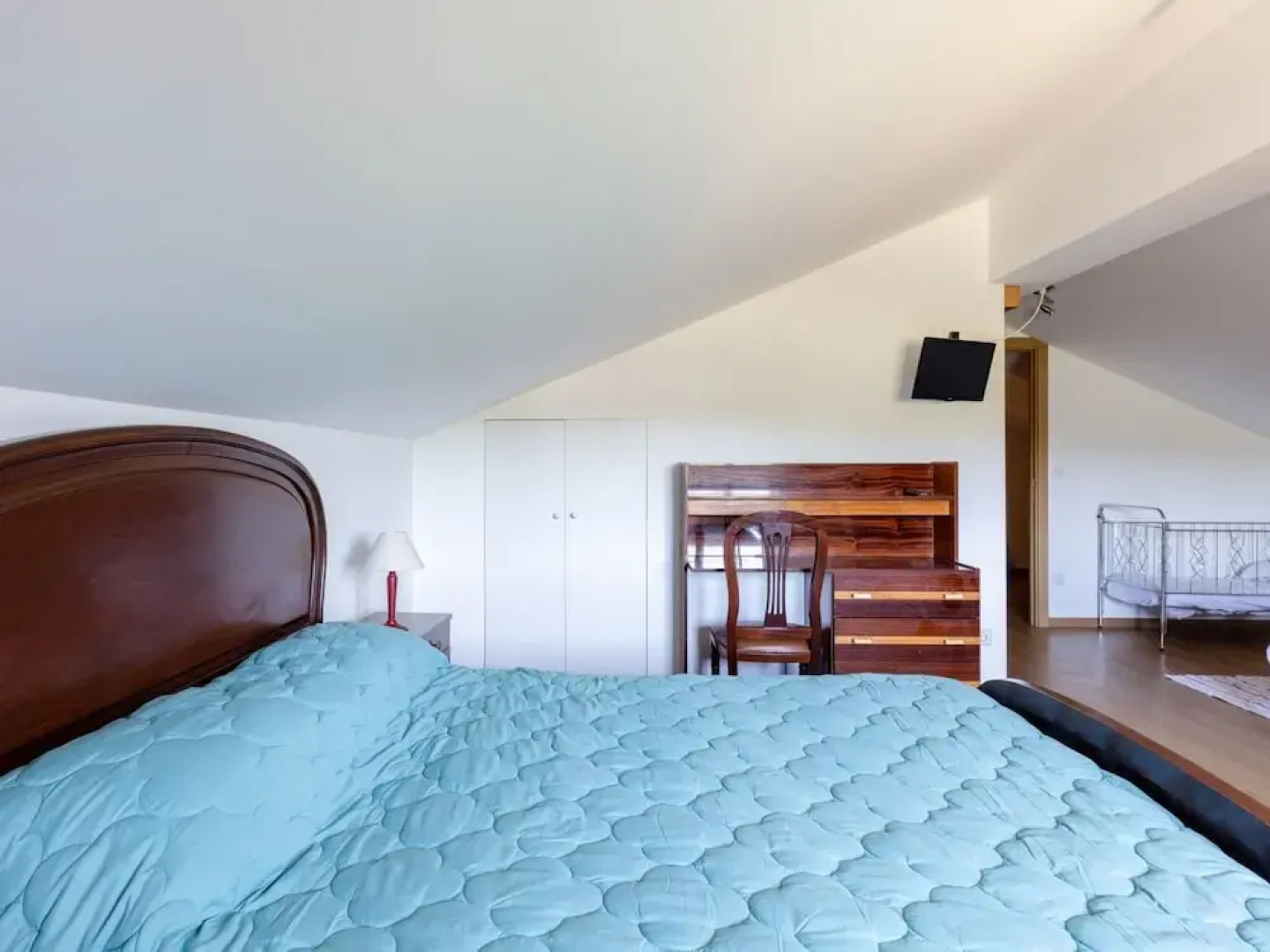 Carcavelos Villa With Pool