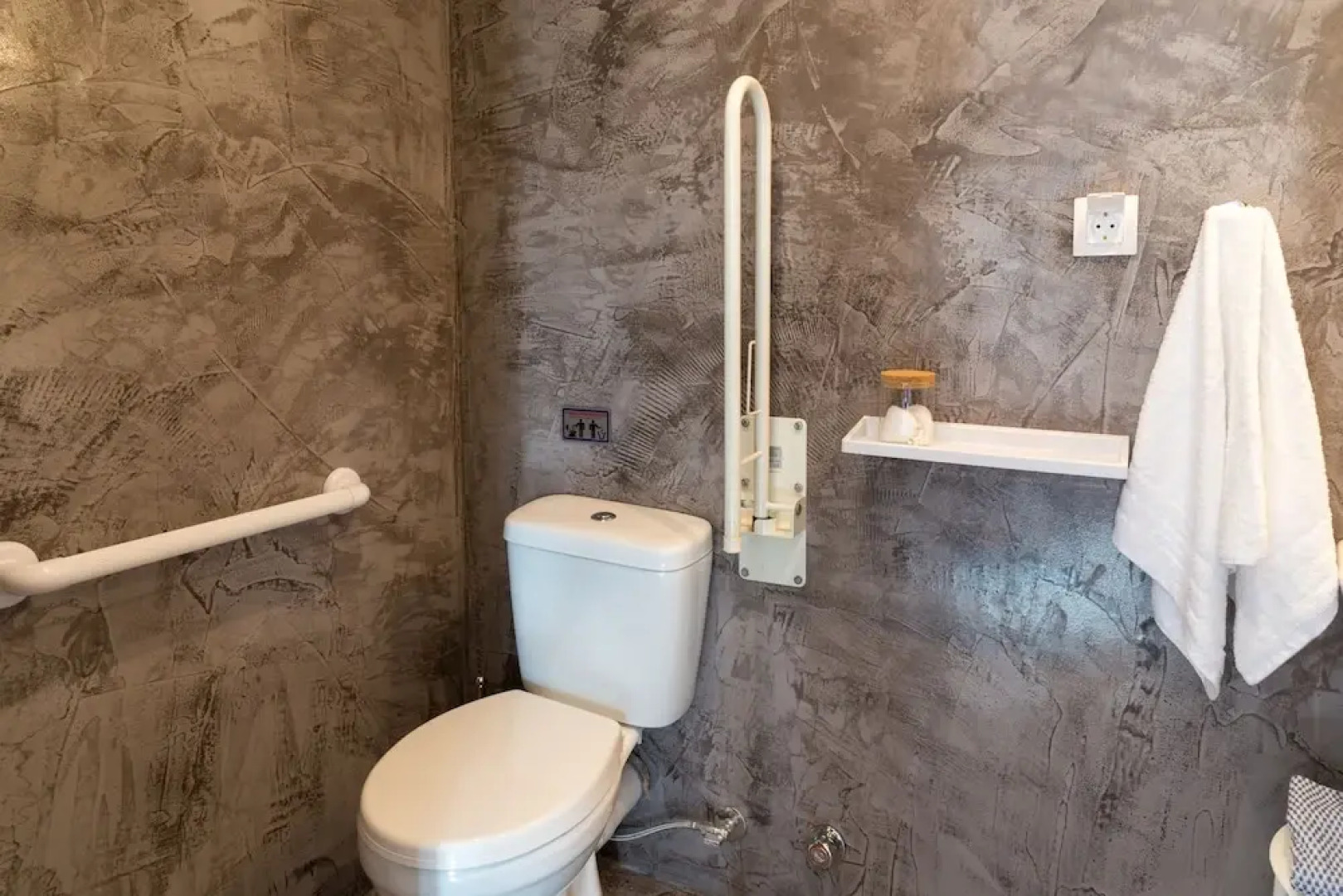 New Stylish apartments near airport