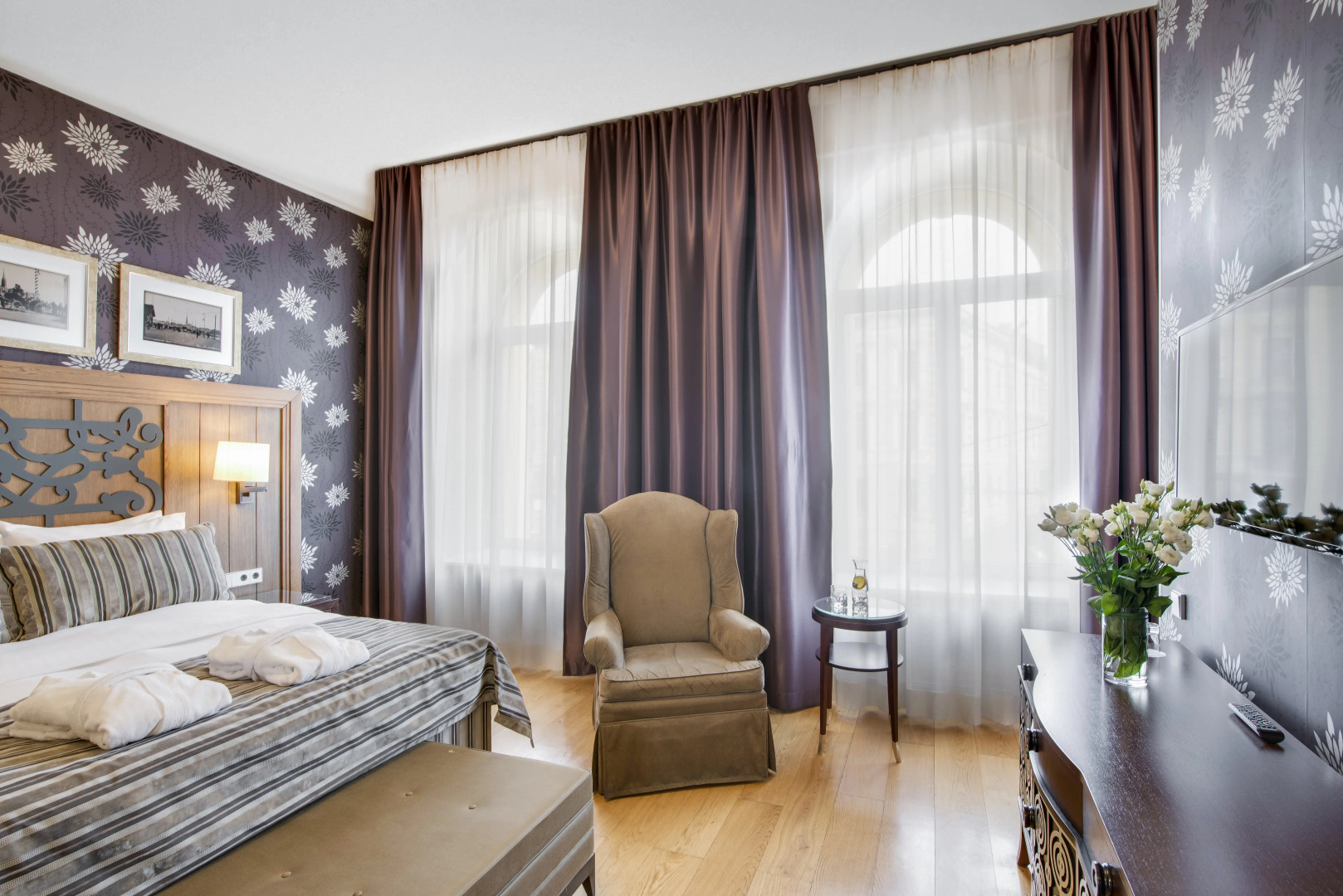 Отель Eurostars Metropole