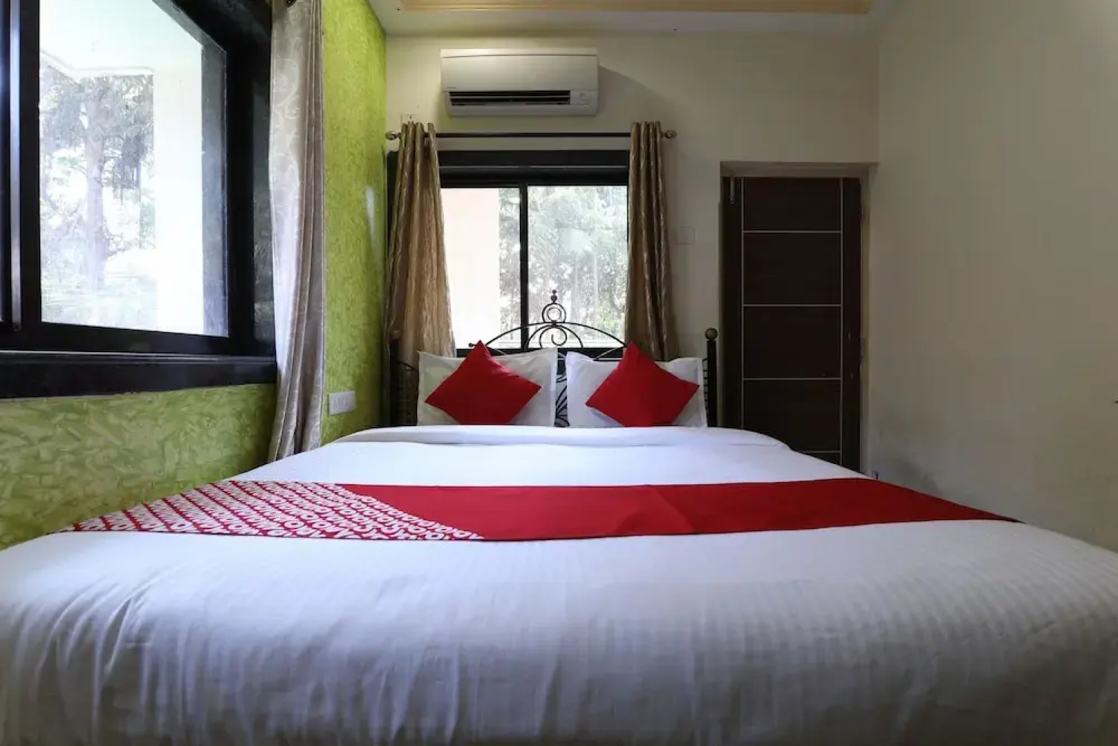 OYO 39535 Pearl Lodging