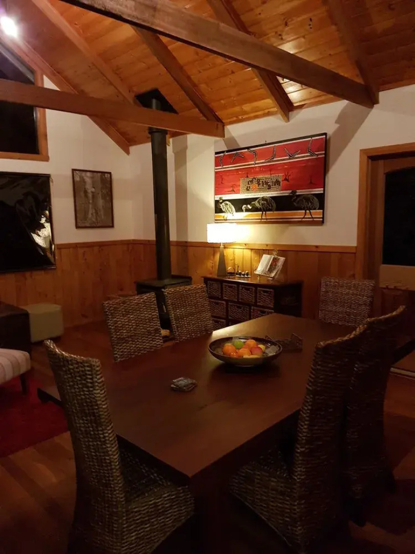 Bed in the Treetops Bed & Breakfast