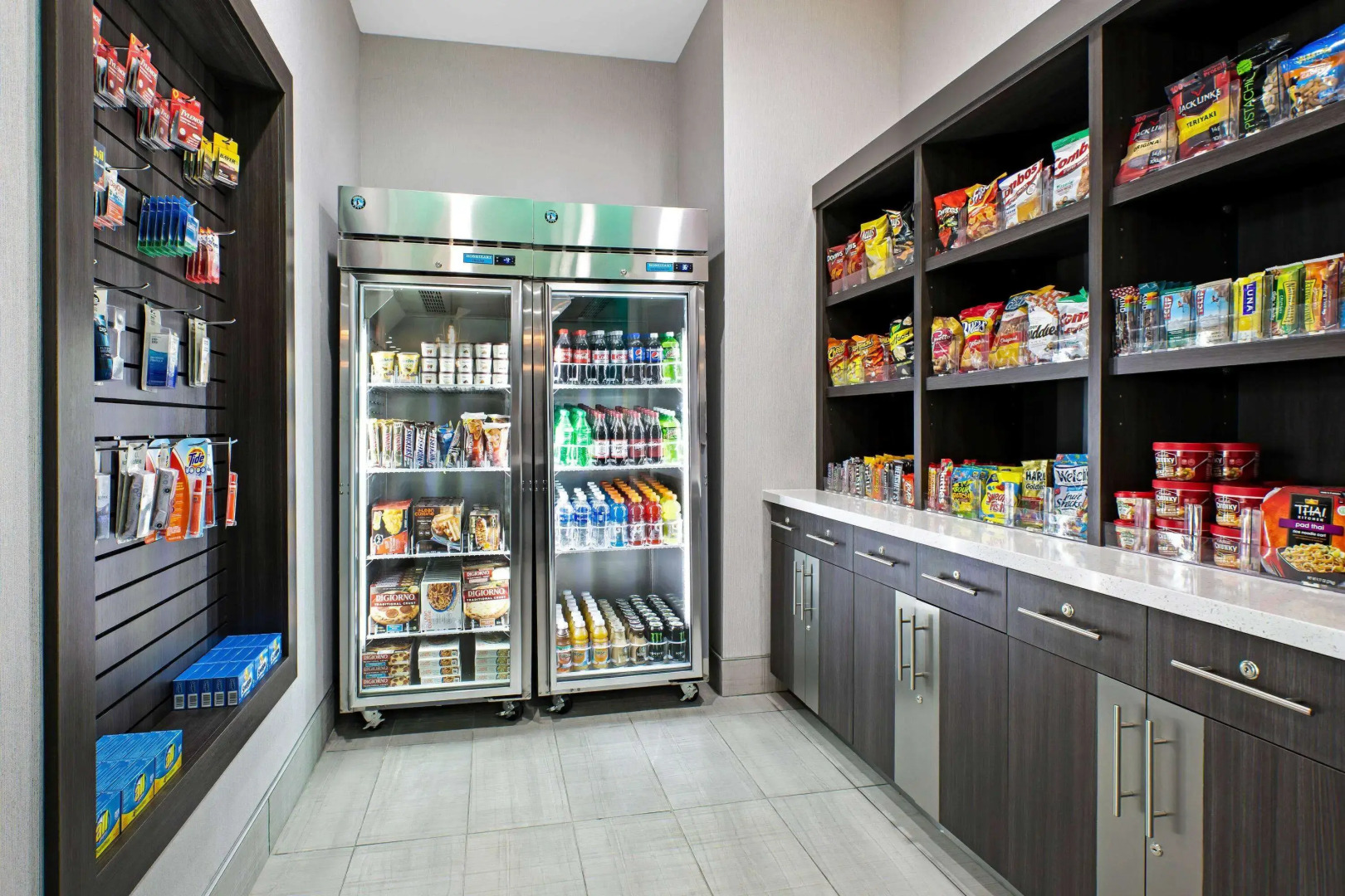 La Quinta Inn & Suites by Wyndham DFW West-Glade Parks