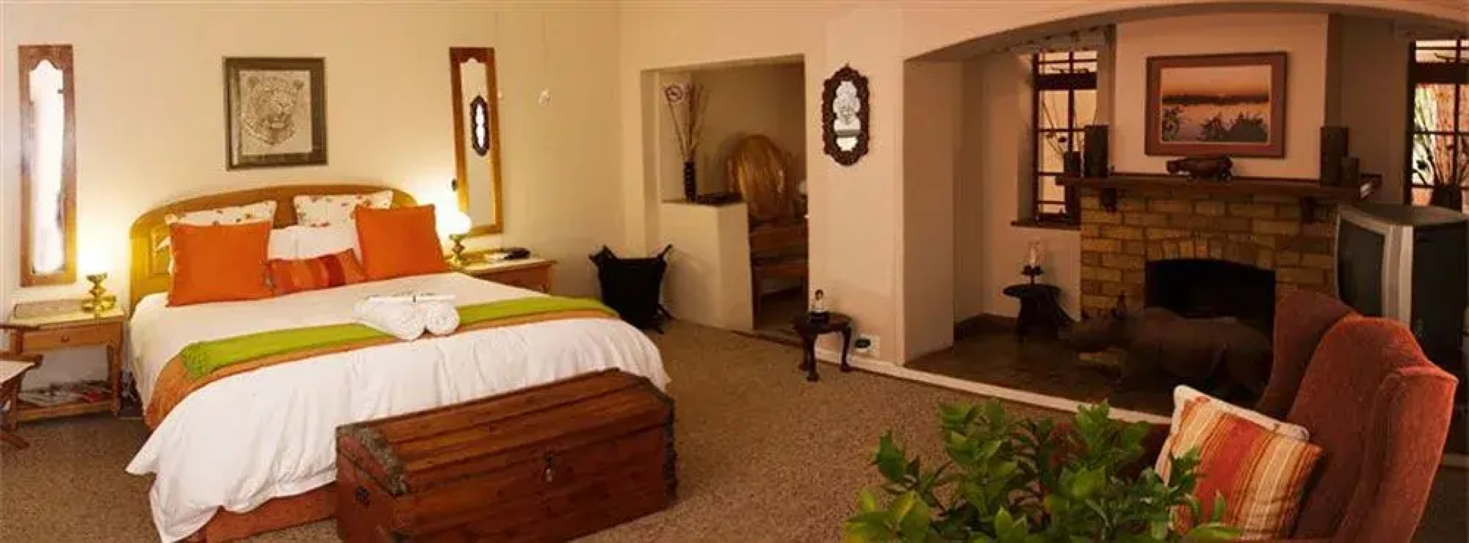 The Colonial on Arundel