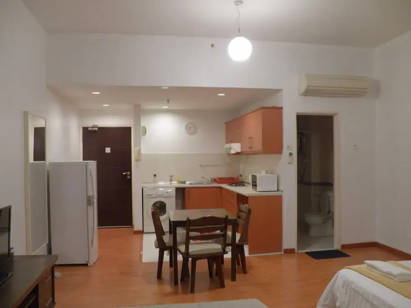 Maytower Apartment