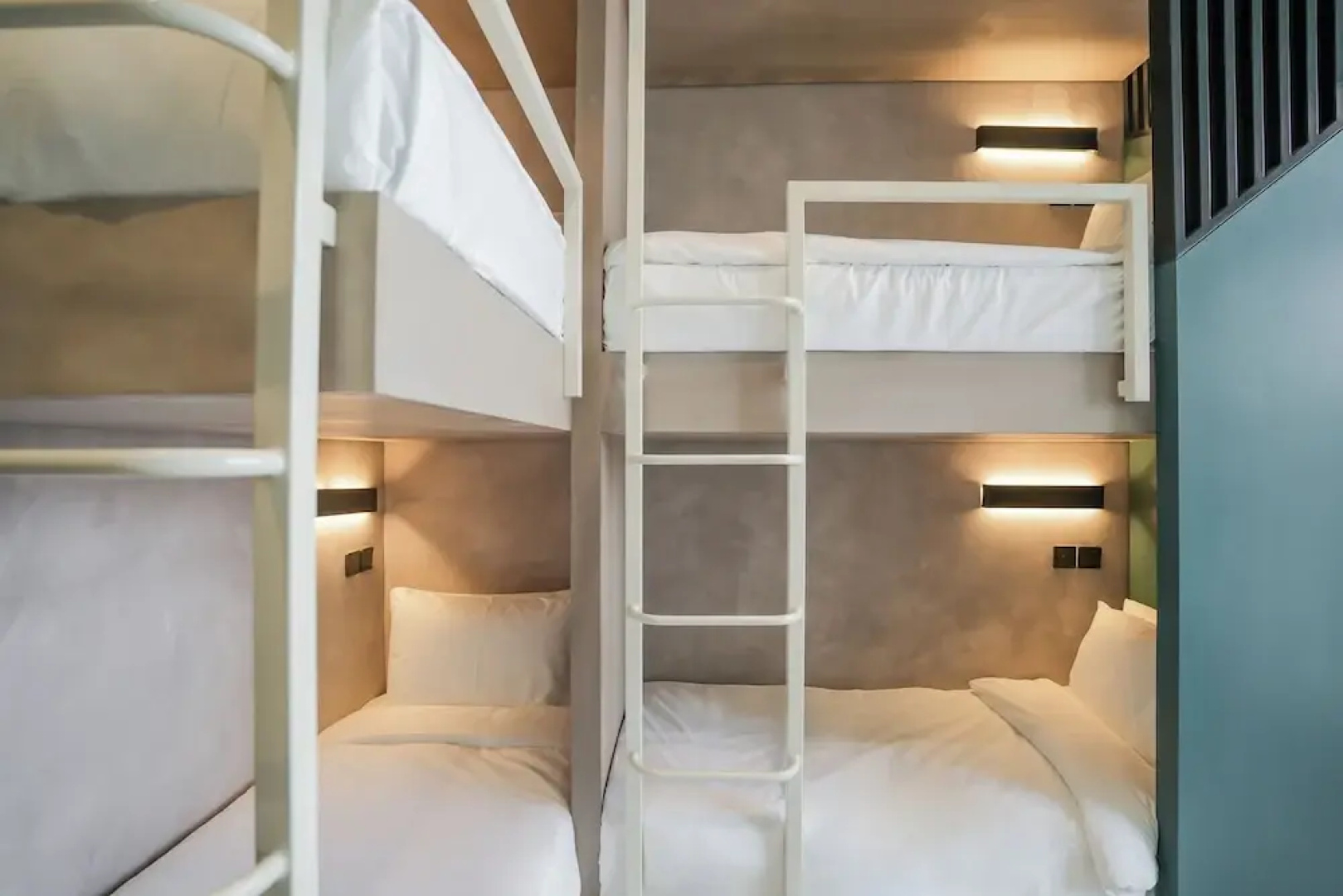 SeSaya Poshtel & Bistro - Colombo's Newest and Finest Poshtel Dorms and Rooms