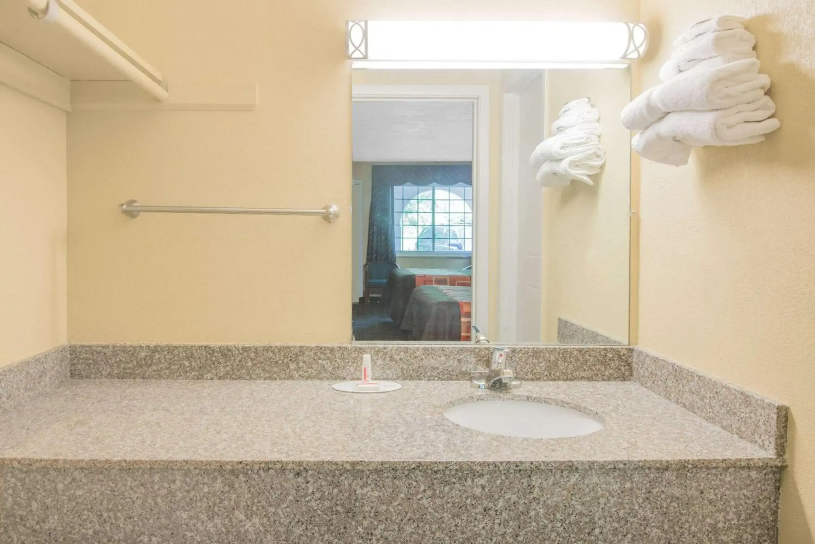 Travelodge by Wyndham Mansfield