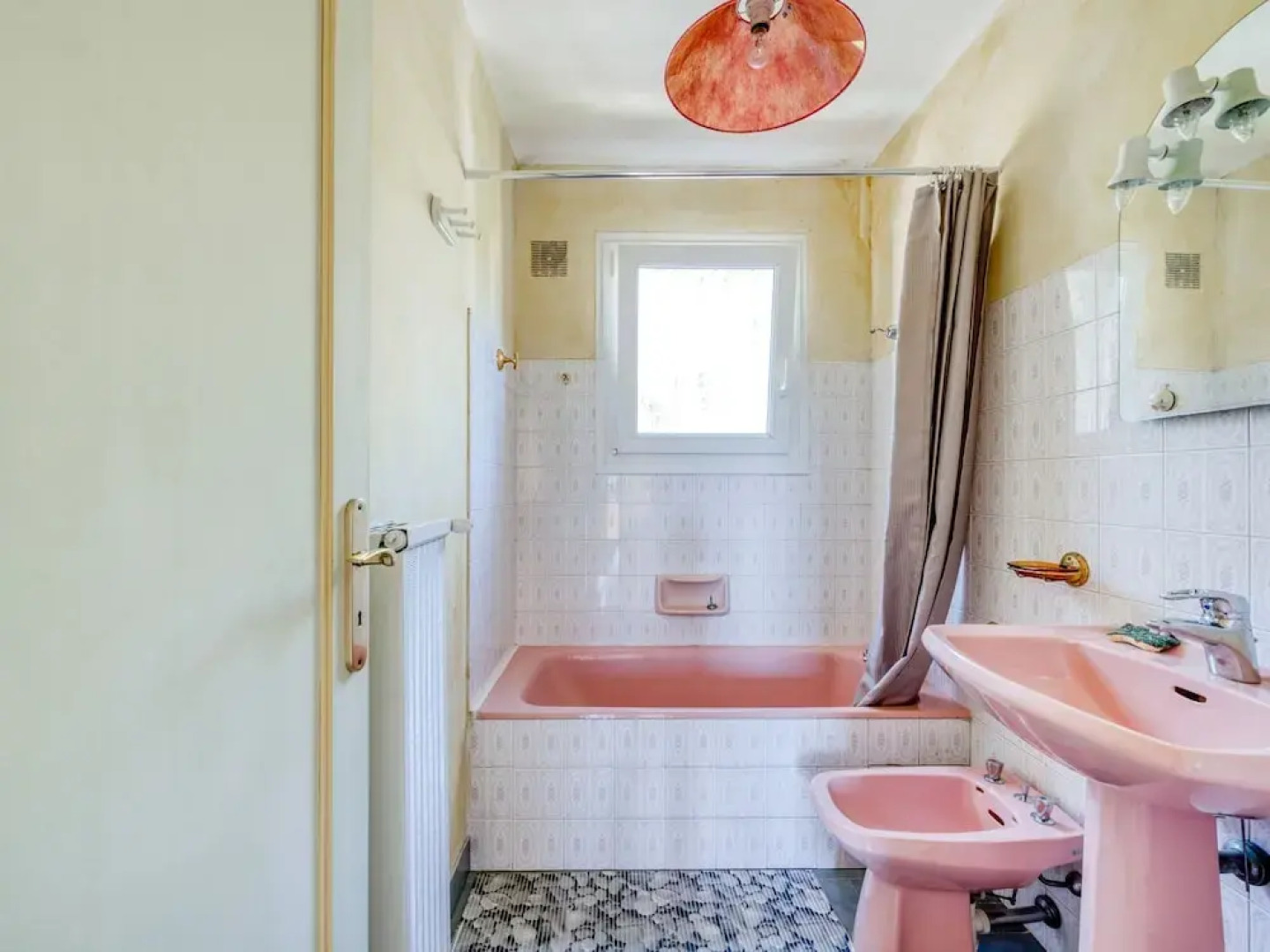 Cozy Holiday Home in Cogolin with Private Pool