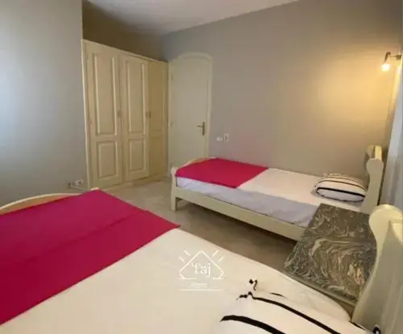 Amazing Pool And Lagoon View 2br Apartment