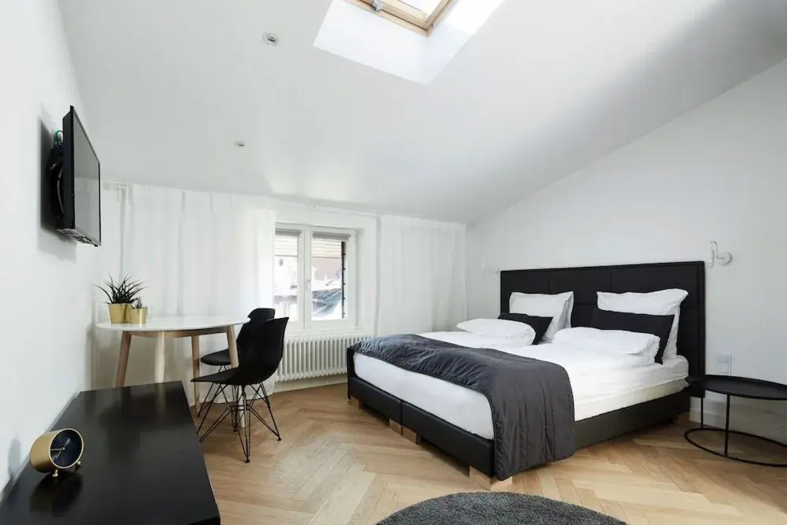 St Agnes Apartments Old Town