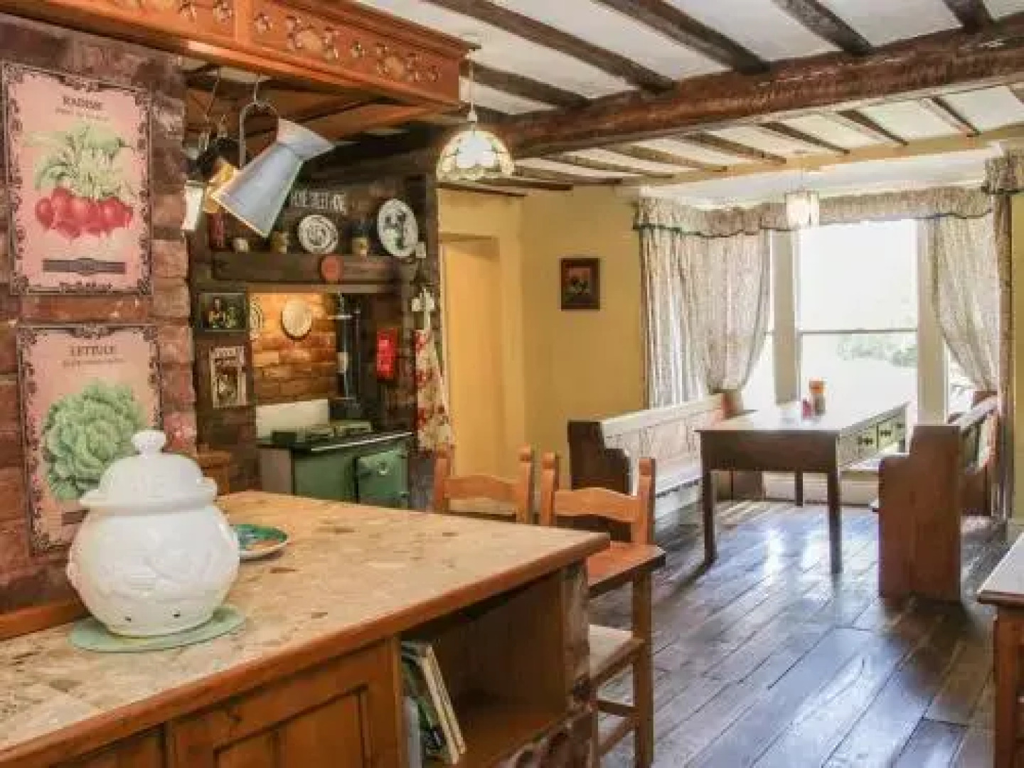 Brookside Manor House