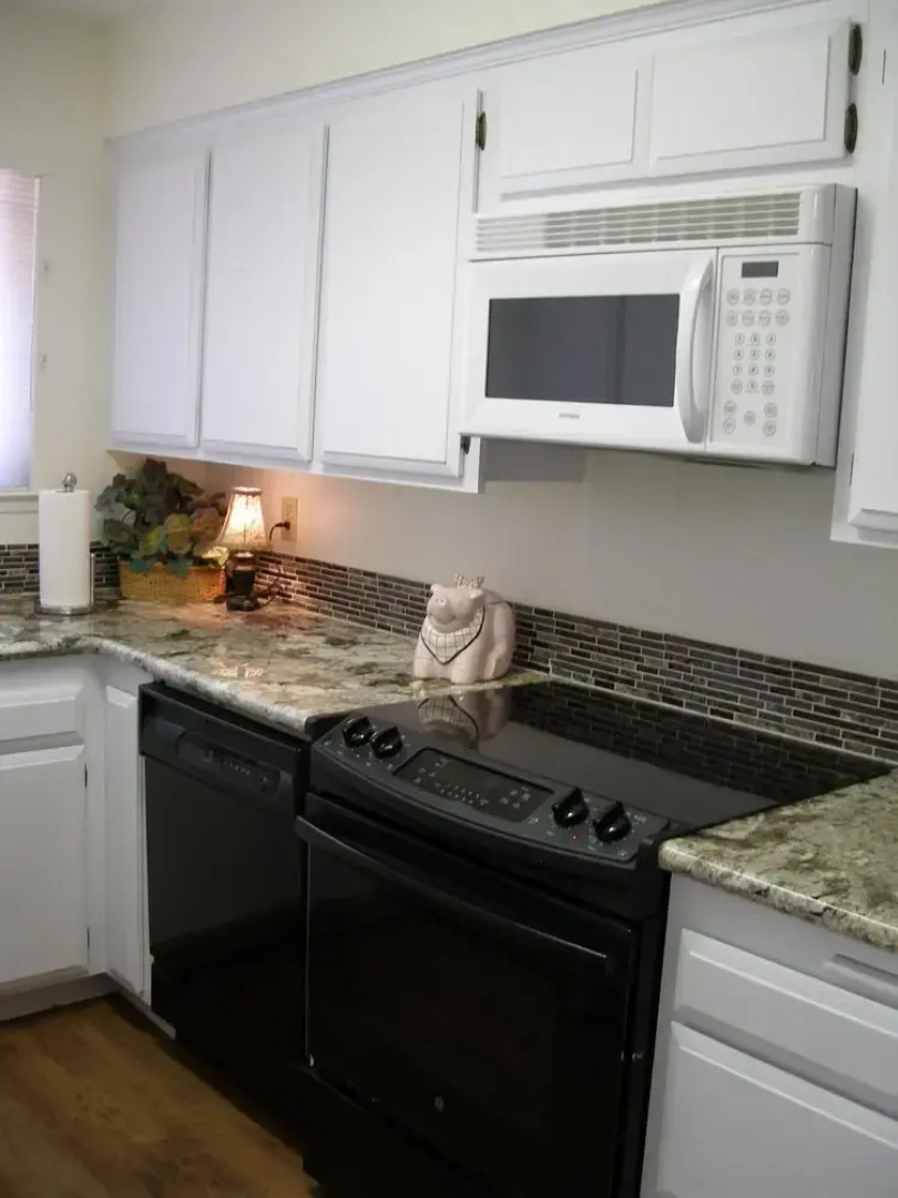 111 Pismo Shores 2 Bedroom Condo by Redawning