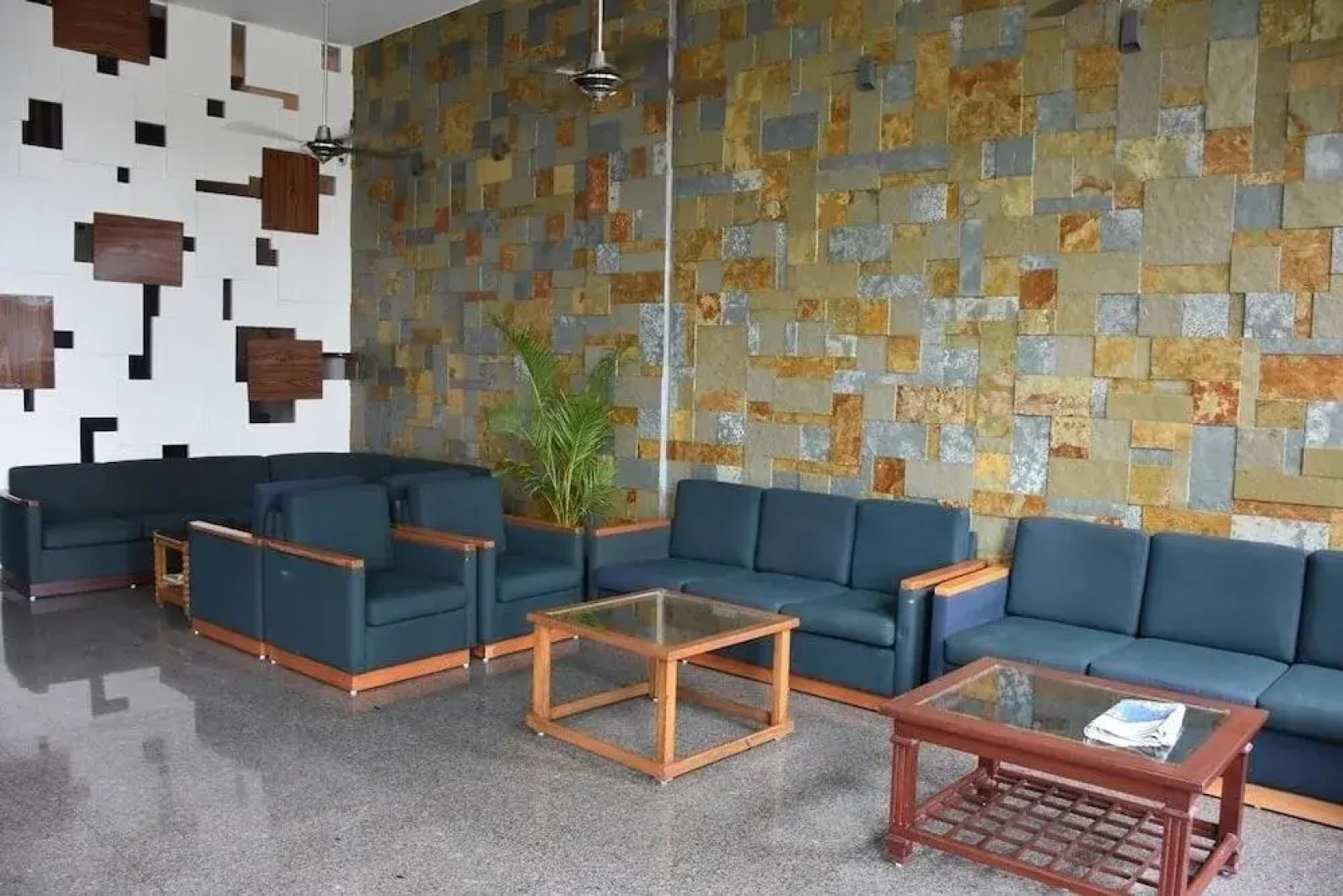 Hotel The Excellency