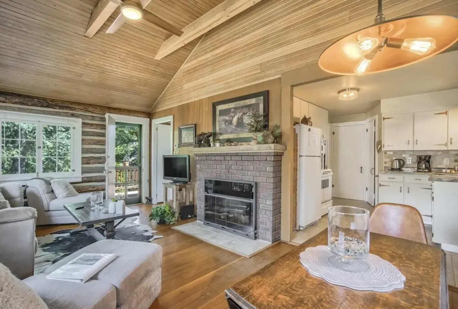 Wine Gazebopikes Peak Mountain Log Cabin for 2