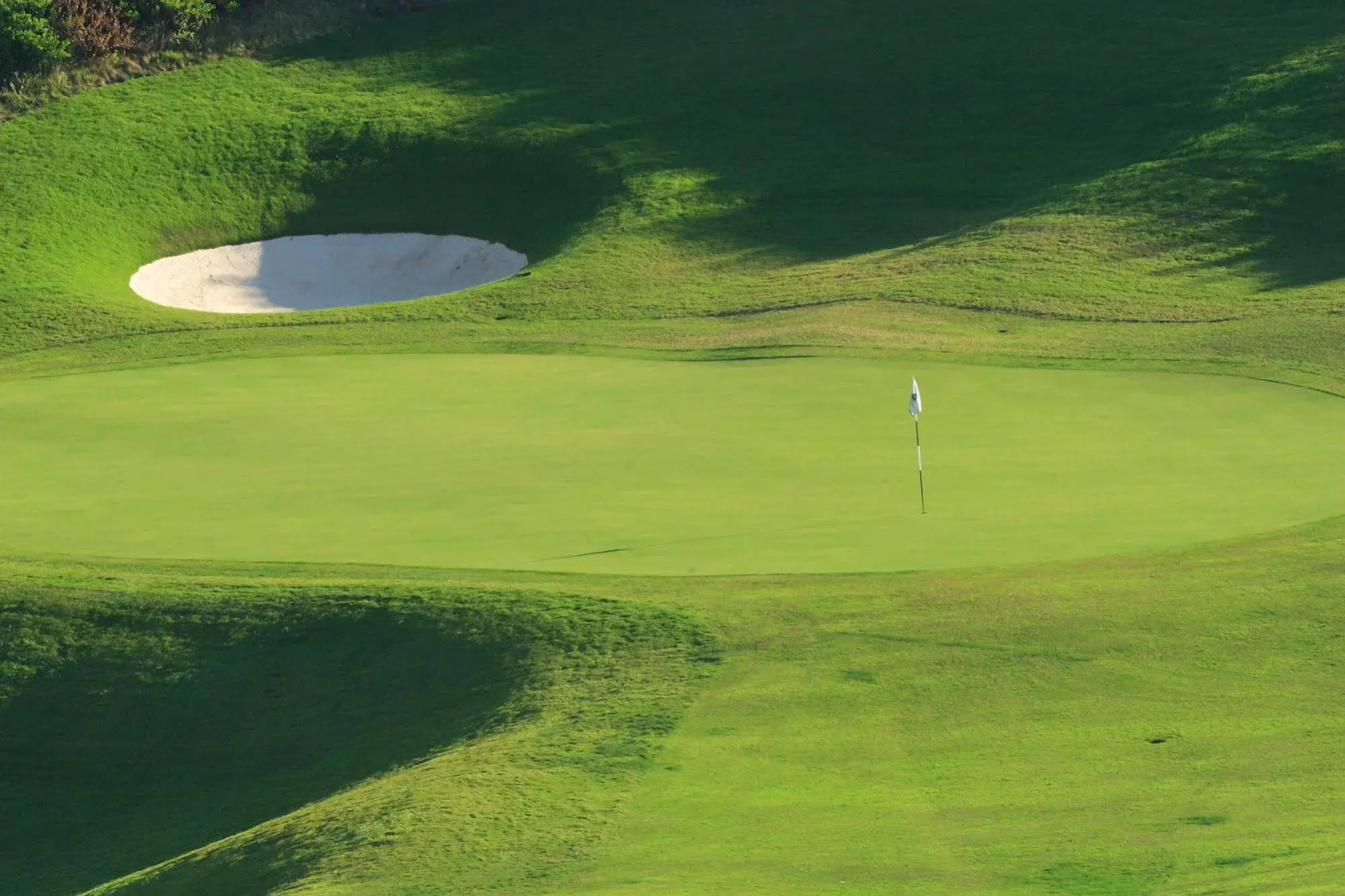 Pinnacle Point Beach and Golf Resort