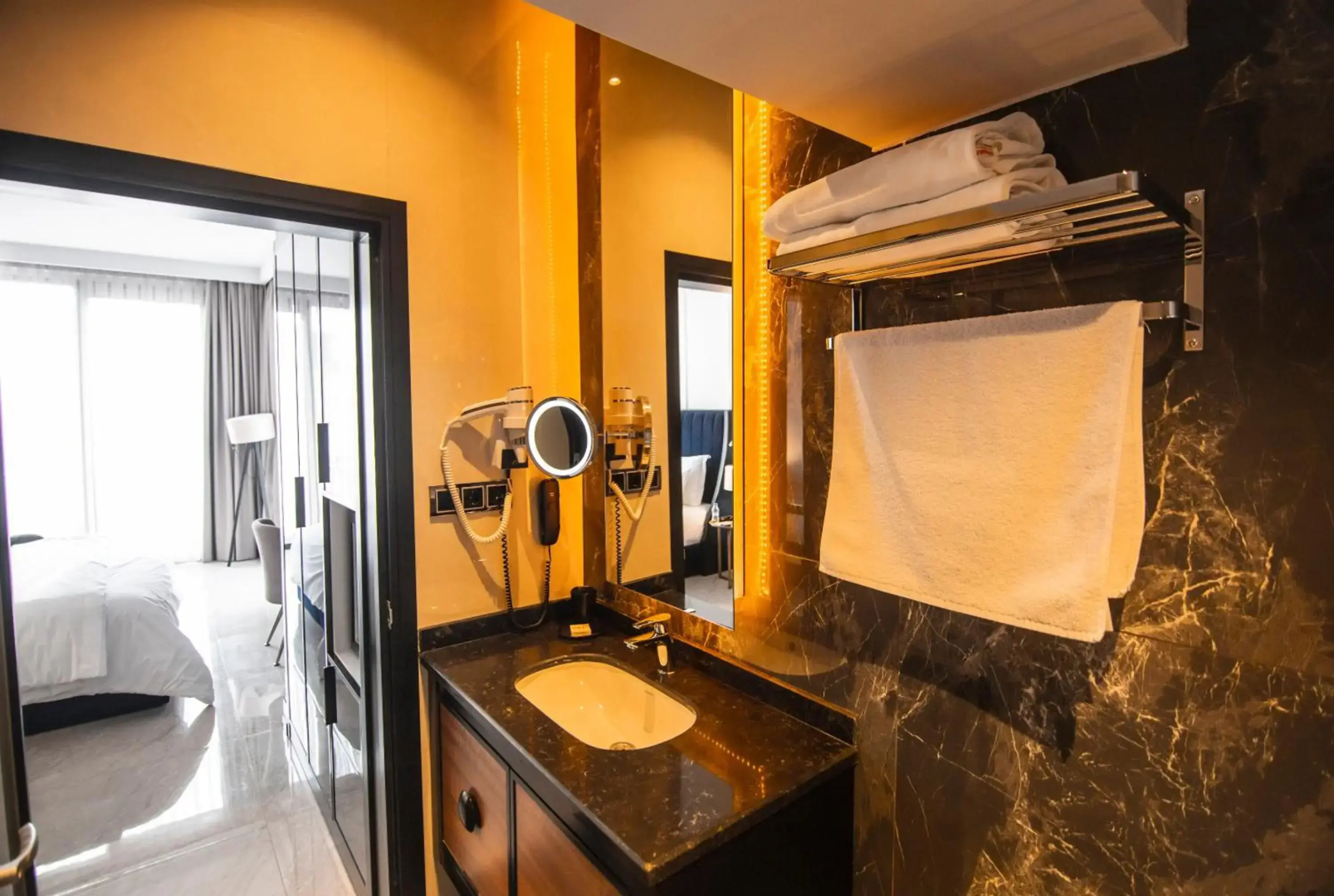Venn Boutique Hotel - Boutique Class