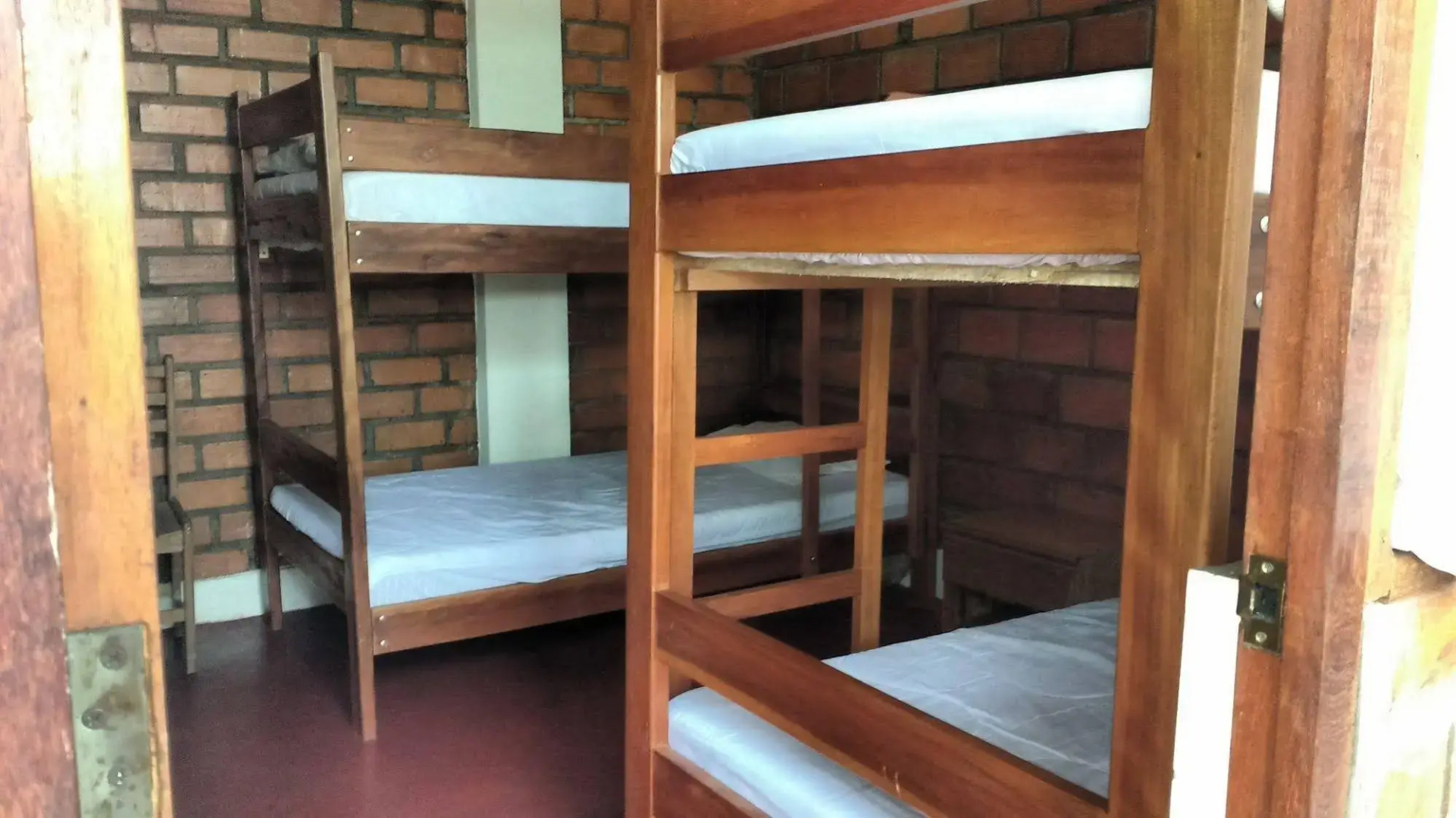 Bambu Backpackers Hostel - Adults Only