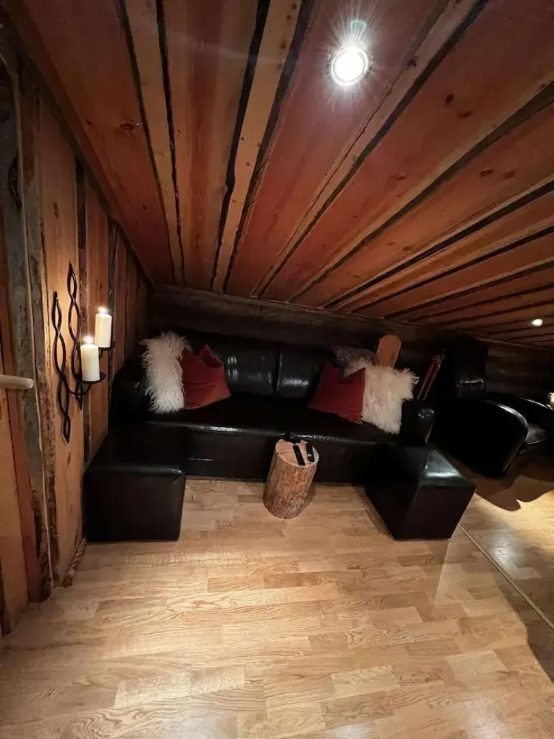 Aurora Bliss Cabin Retreat
