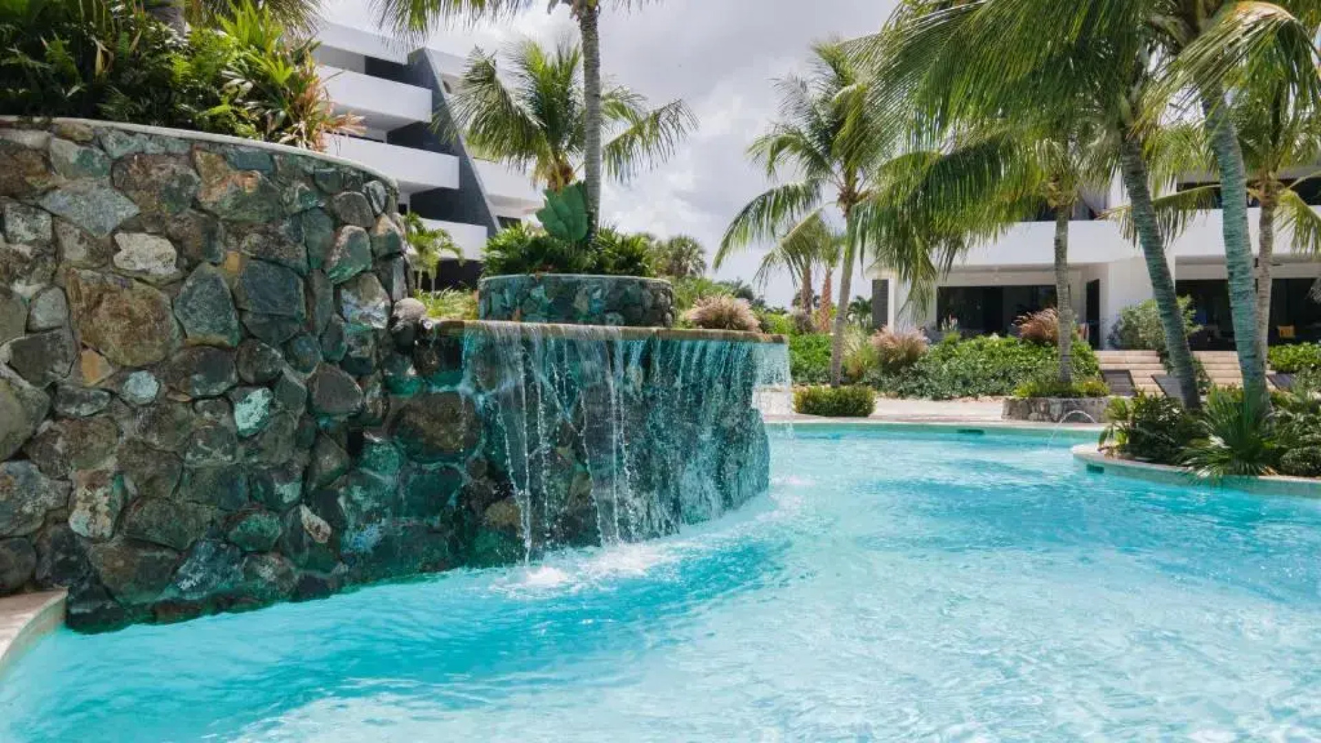 The Reef 28 Blue Bay Curacao