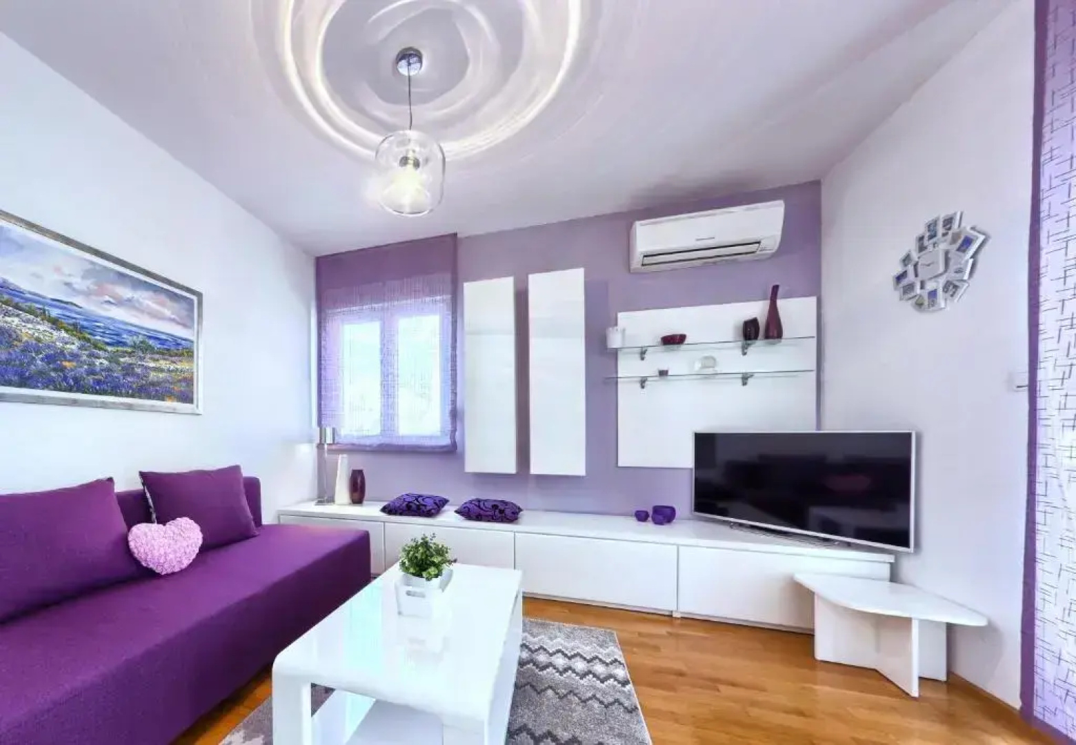 Iris Apartments