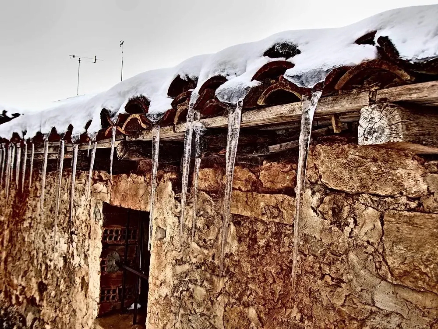 House With 5 Bedrooms in Fuenteodra, With Wonderful Mountain View, Enc