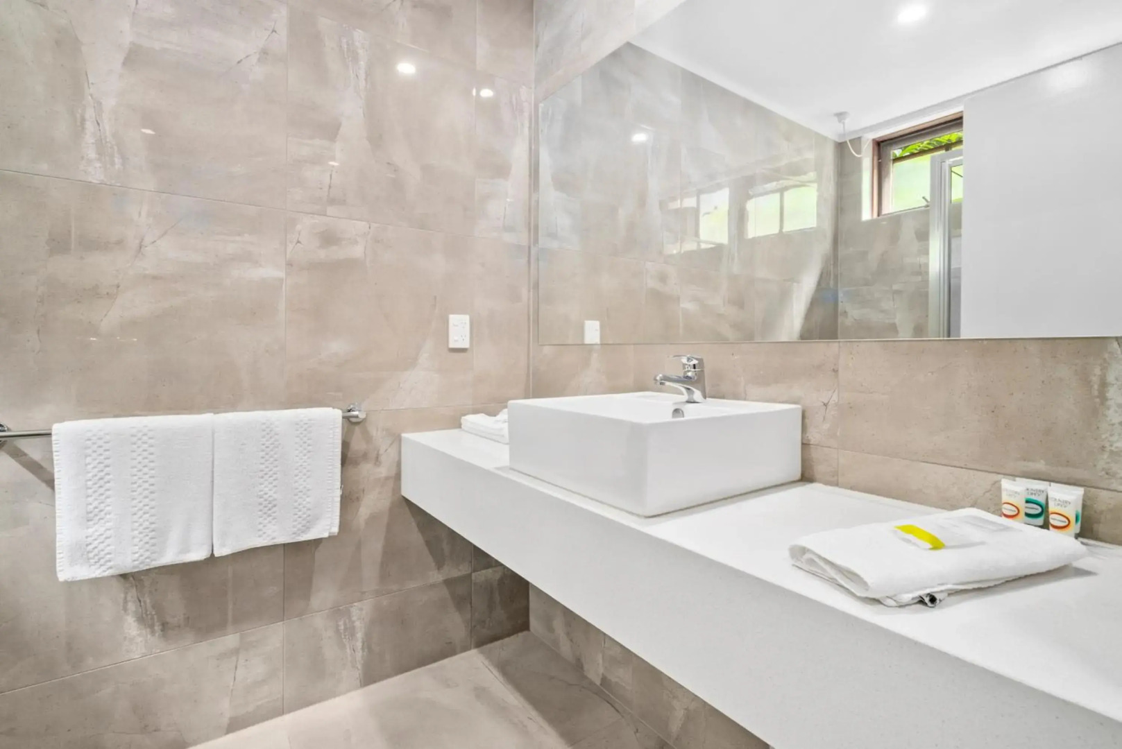 Sherbourne Terrace Hotel