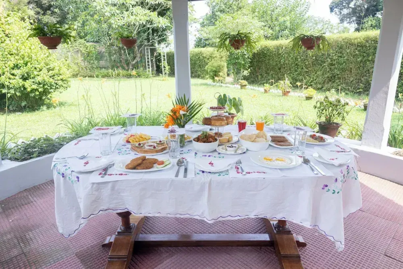 The Baradighi Bungalow - A Heritage Tea Resort