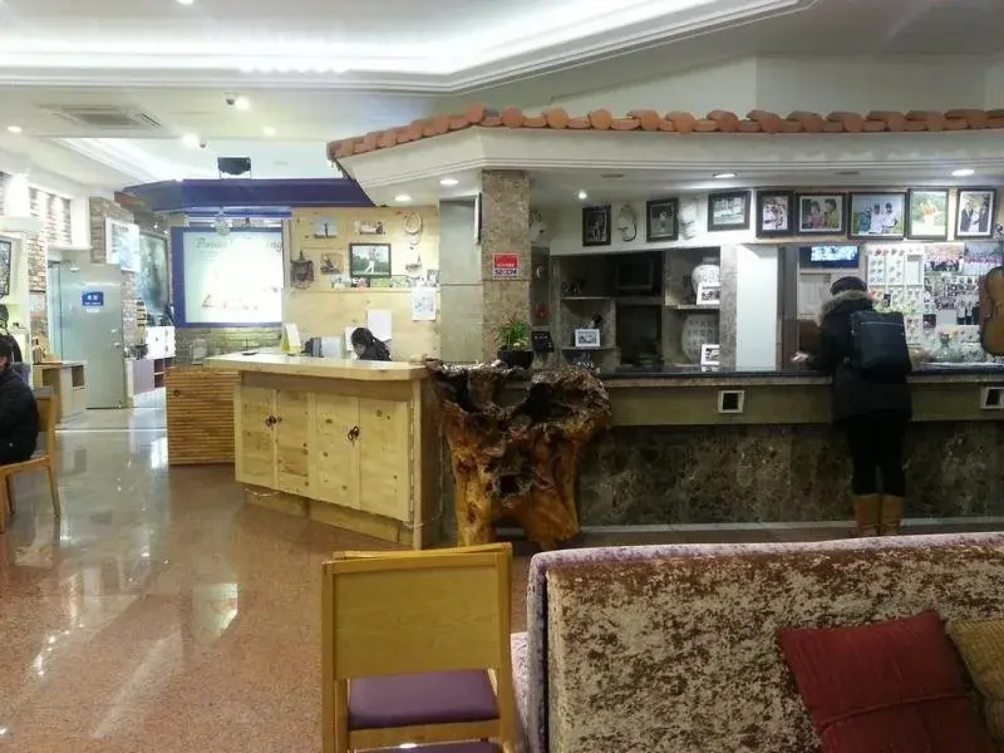 格雷斯旅游酒店(Grace Tourist Hotel)