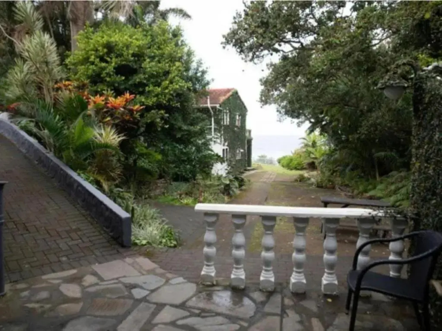 Gracelands Beach Lodge