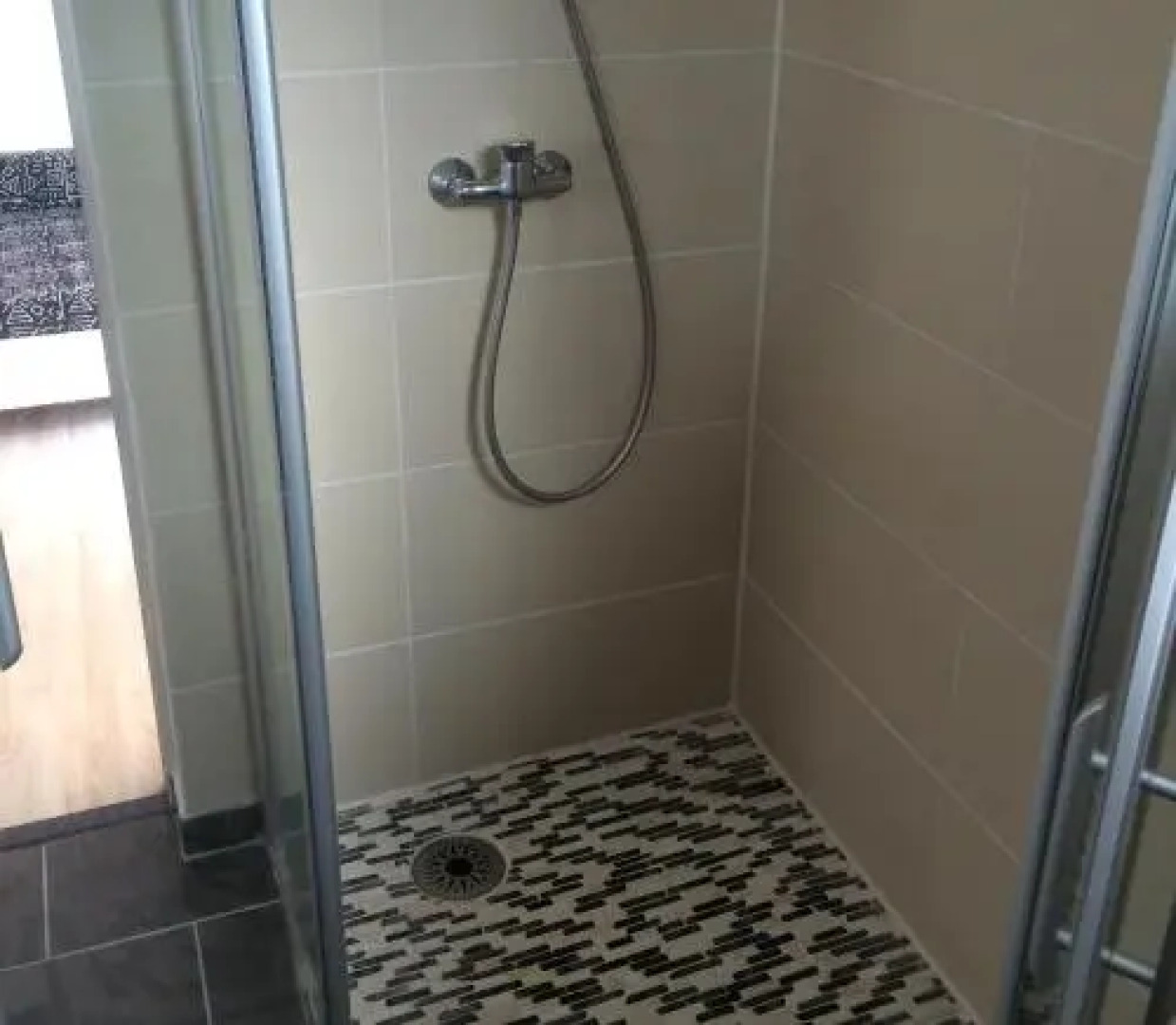 Studio Apartment L.Y.M.A.